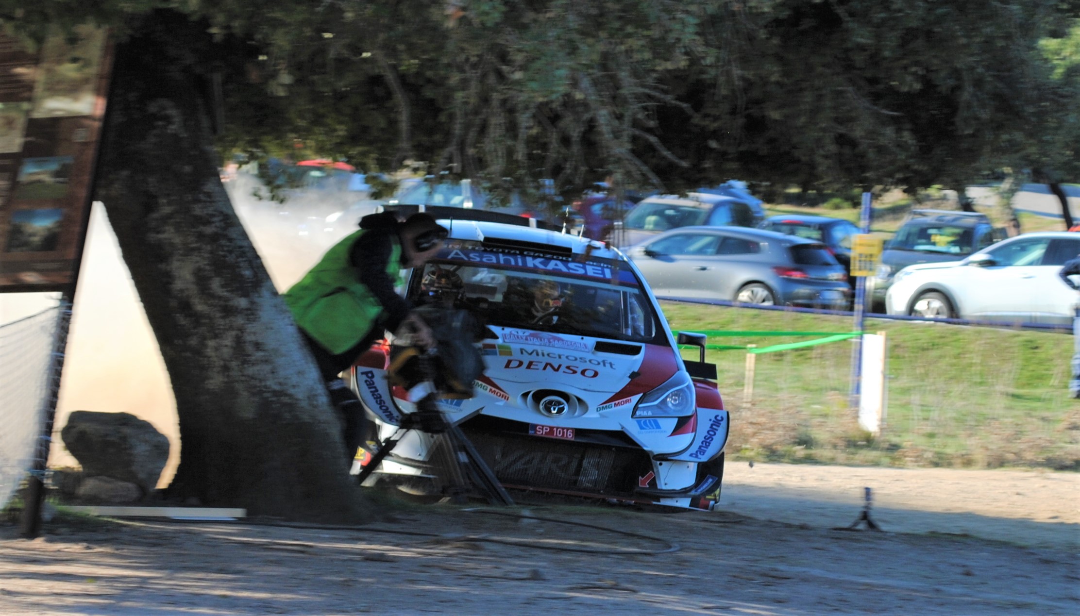 Behind the scenes SEB OGIER