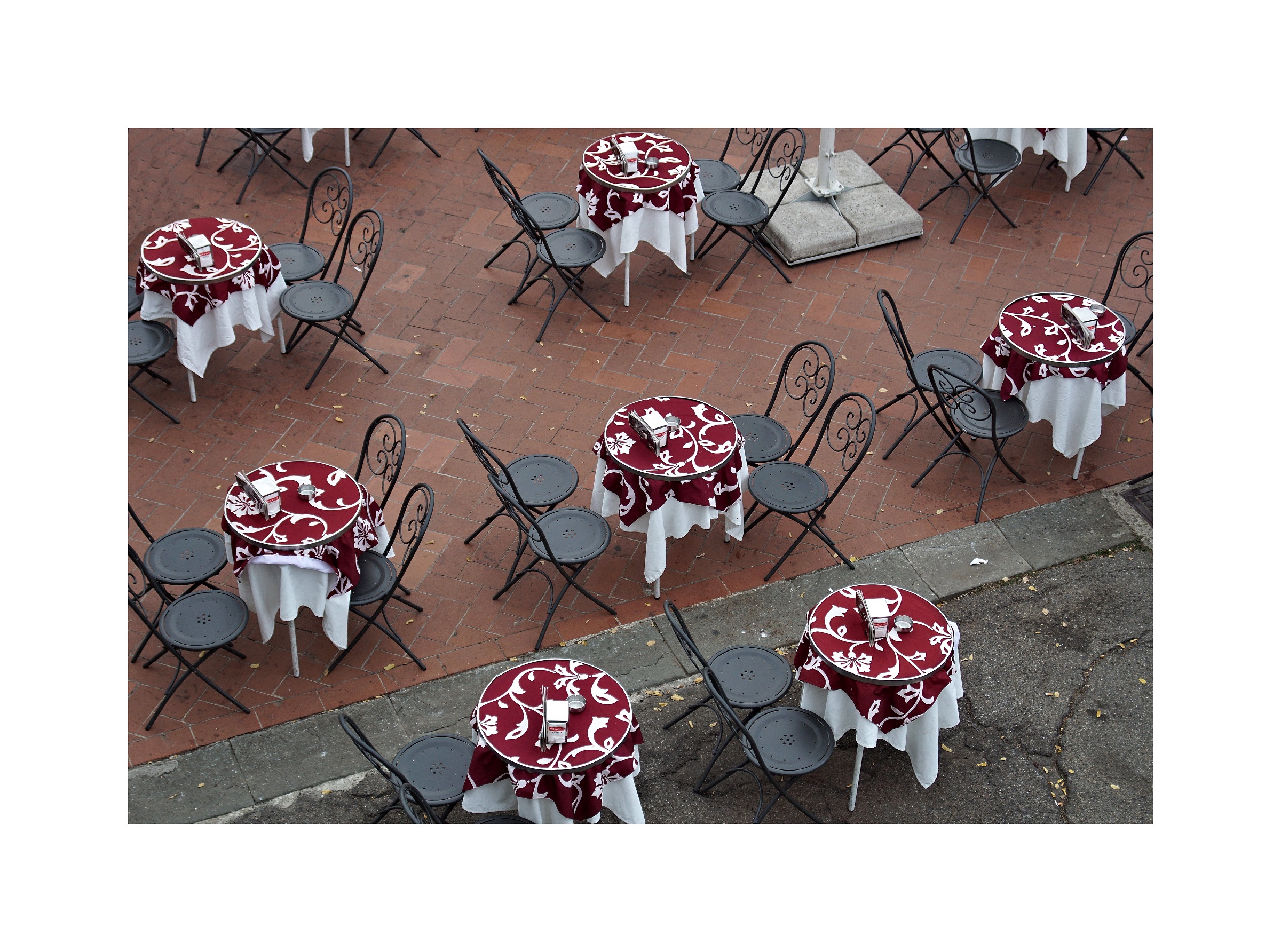 In Florence (and not only)everything returned as it did a ye...