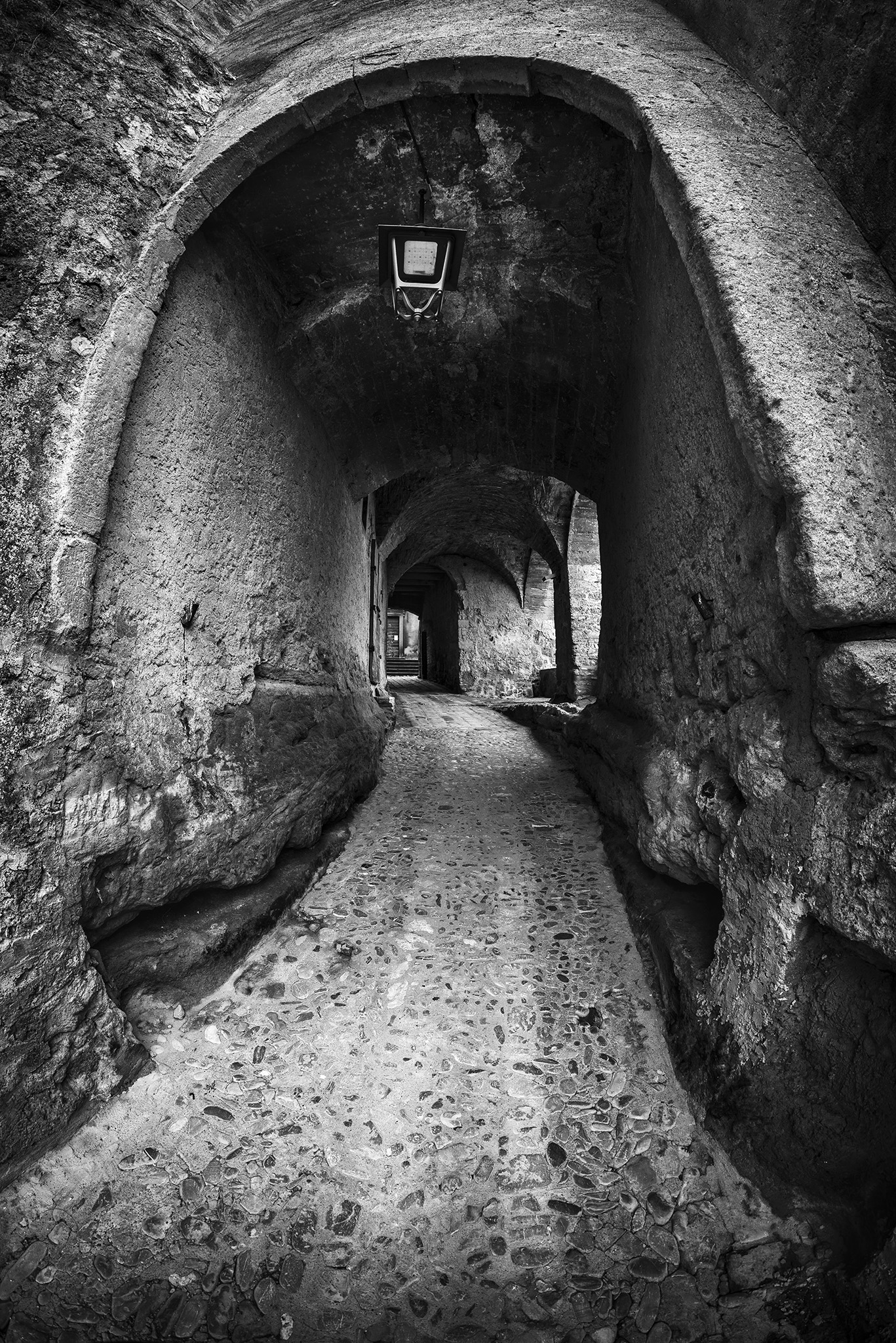 Montecalvello, l'entrata al castello