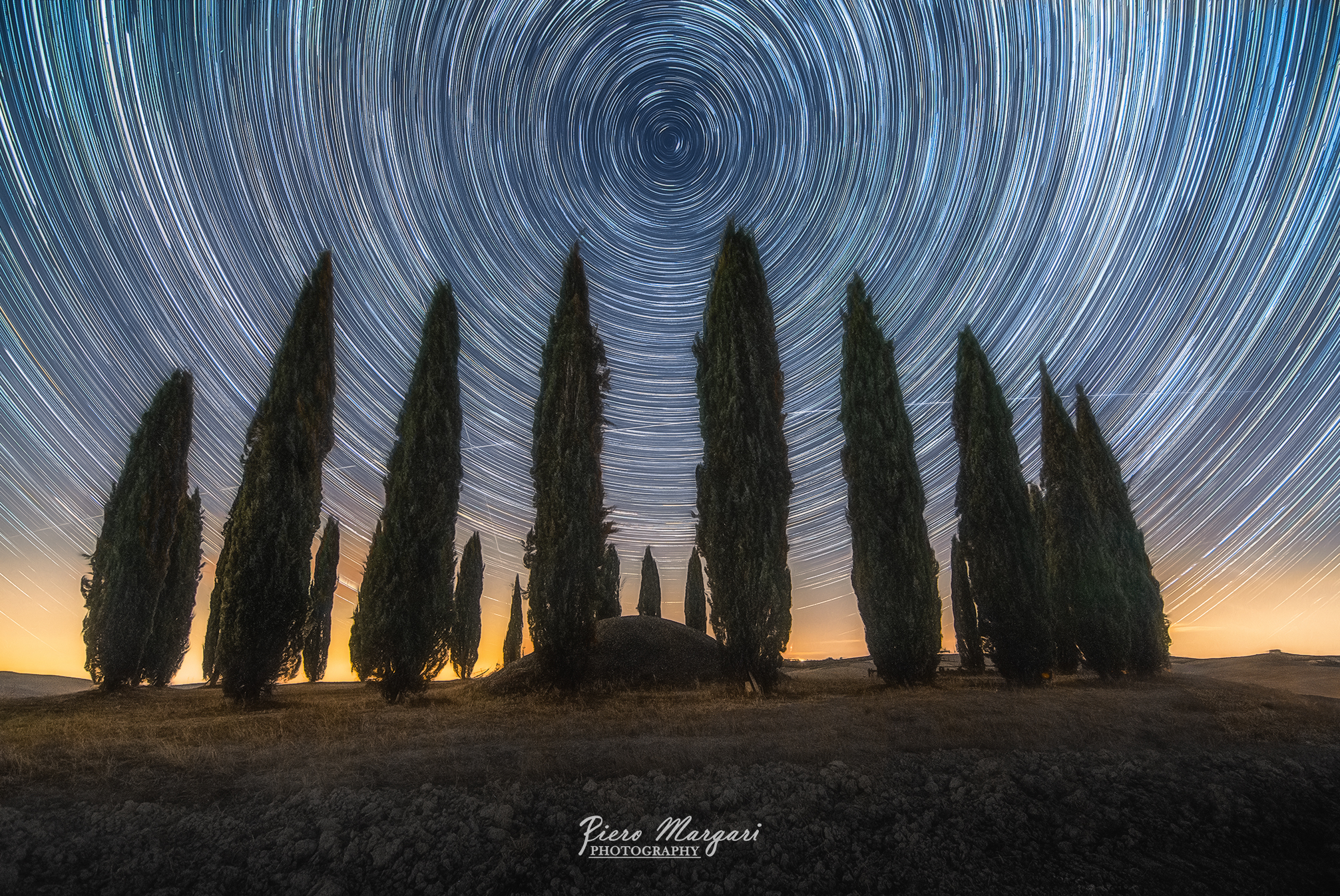 Uno startrail in val d'orcia