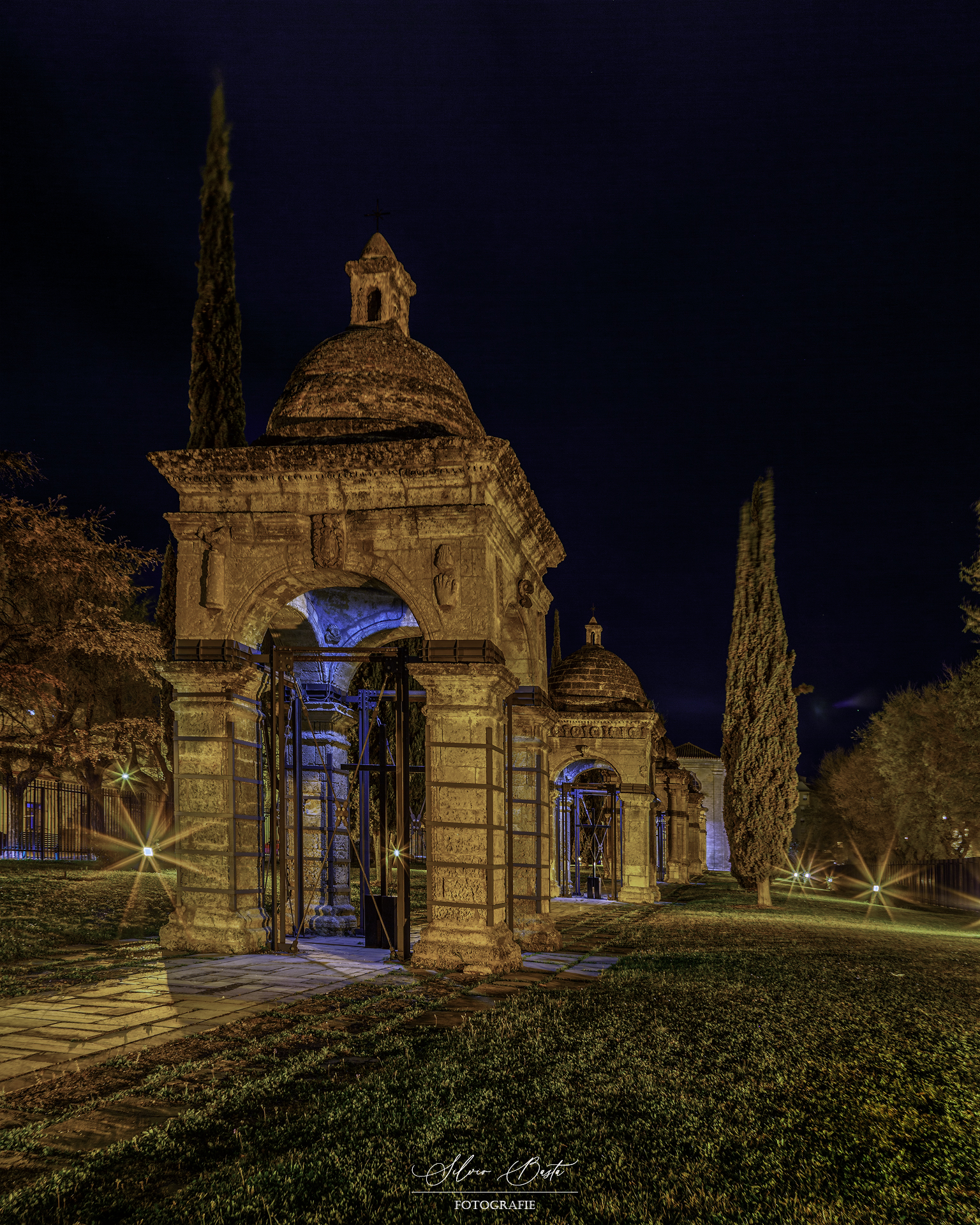 Hat shape of crosses