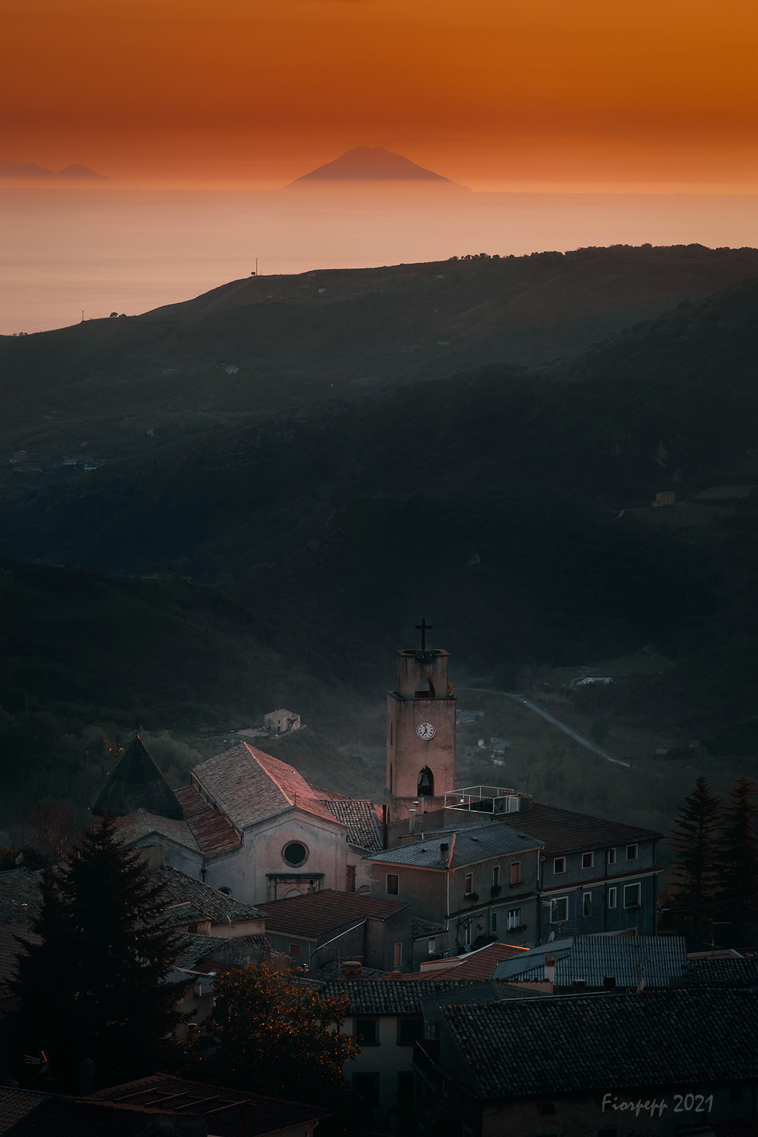 Between sea and mountains....