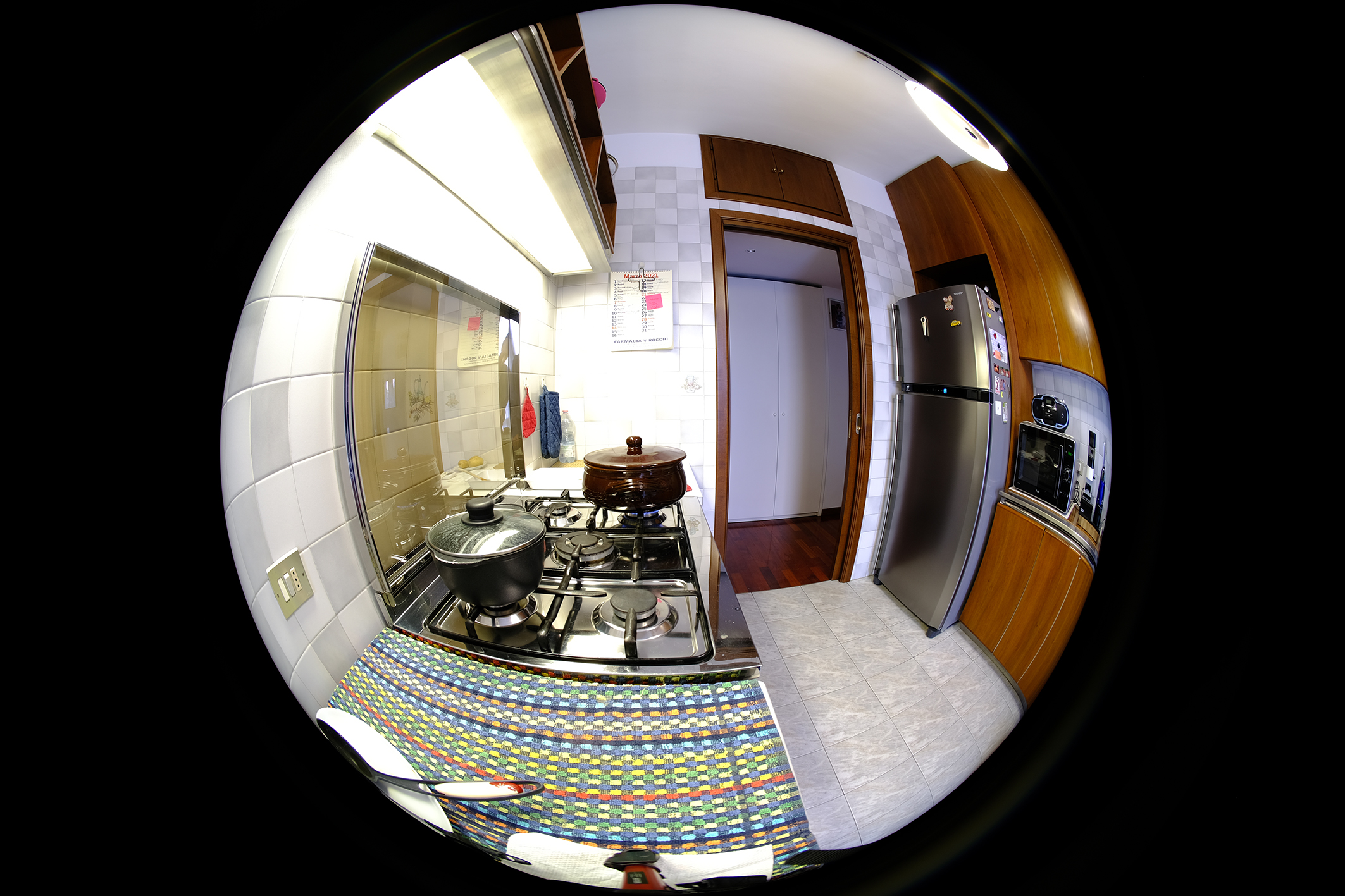 Fisheye Meike 6,5mm. zuppa di ceci e speck ,nel coccio