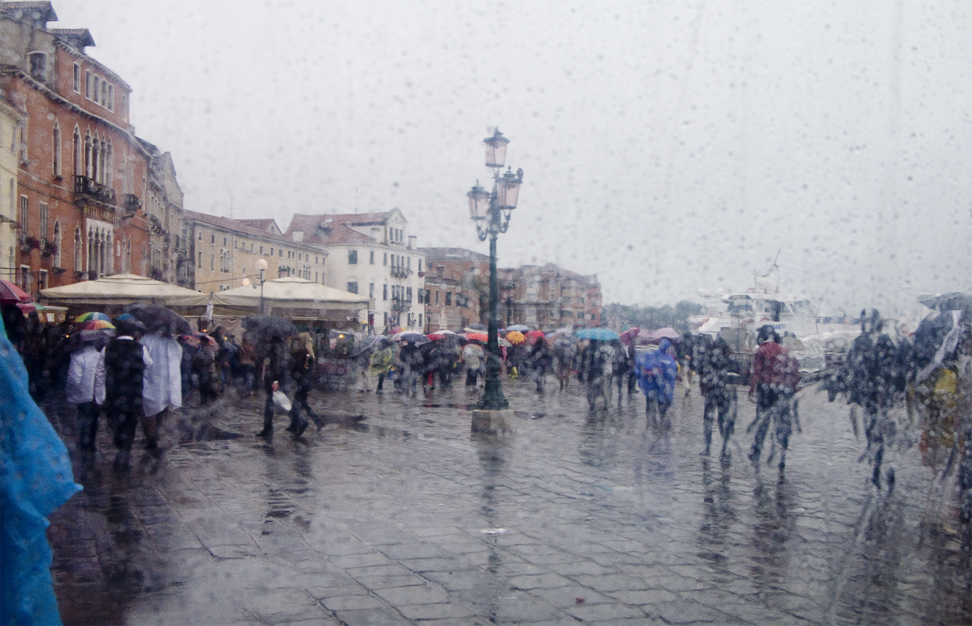 Venezia sotto la pioggia