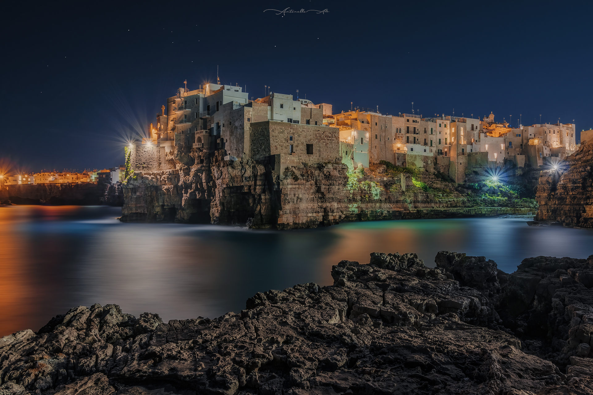Polignano in notturna