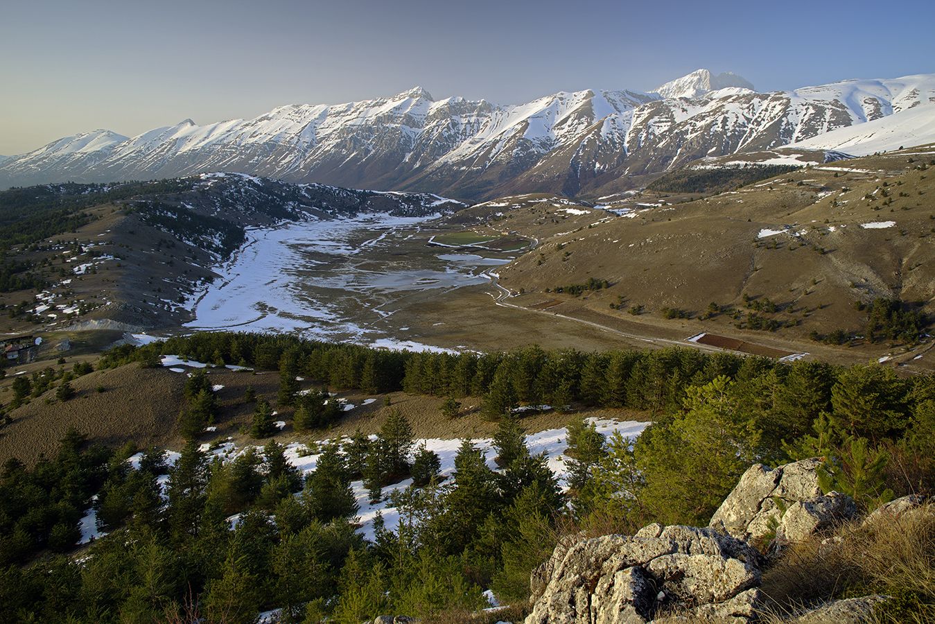 I Piani di Fugno con la Catena Occ. del Gran Sasso