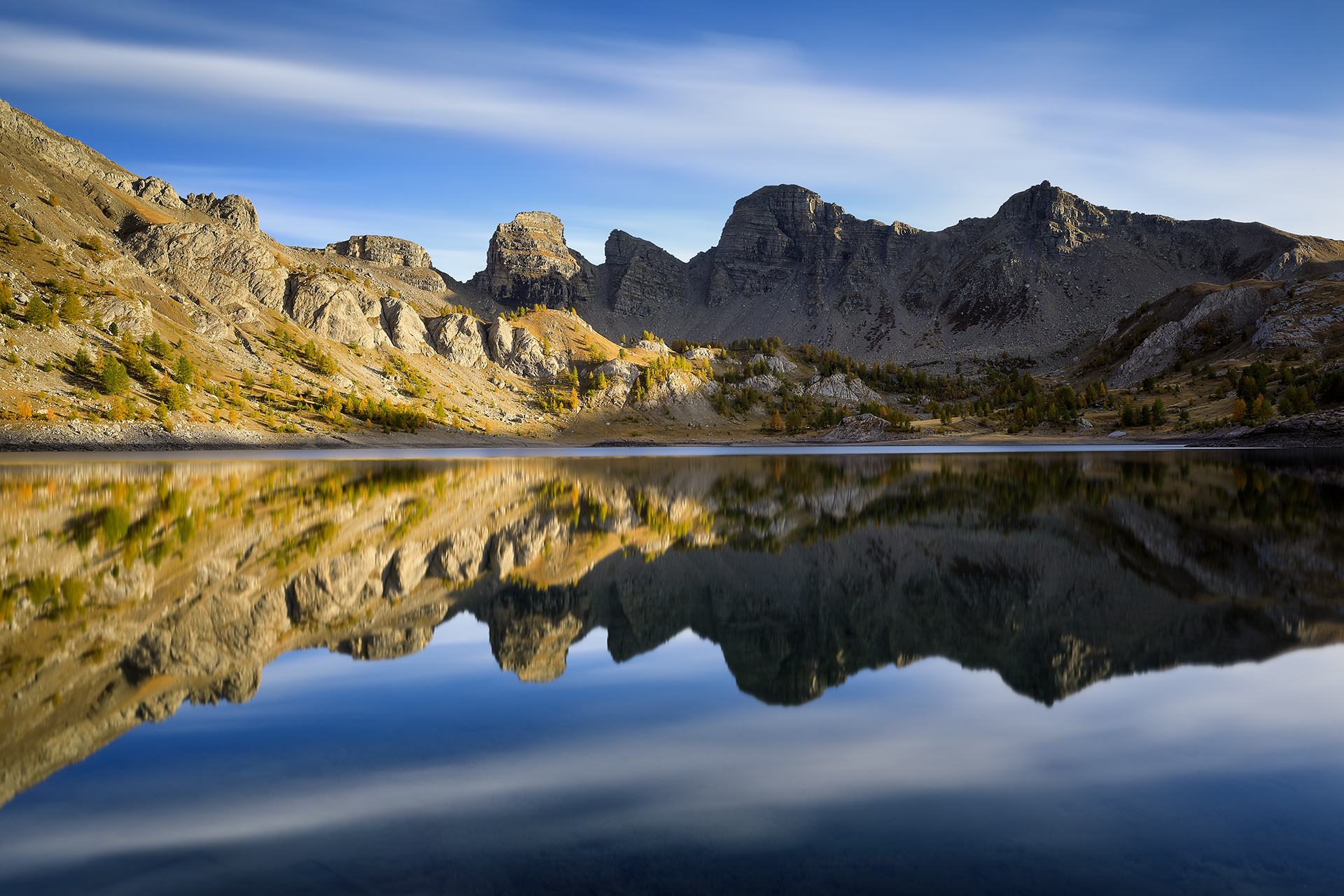Lac d'Allos, Dos