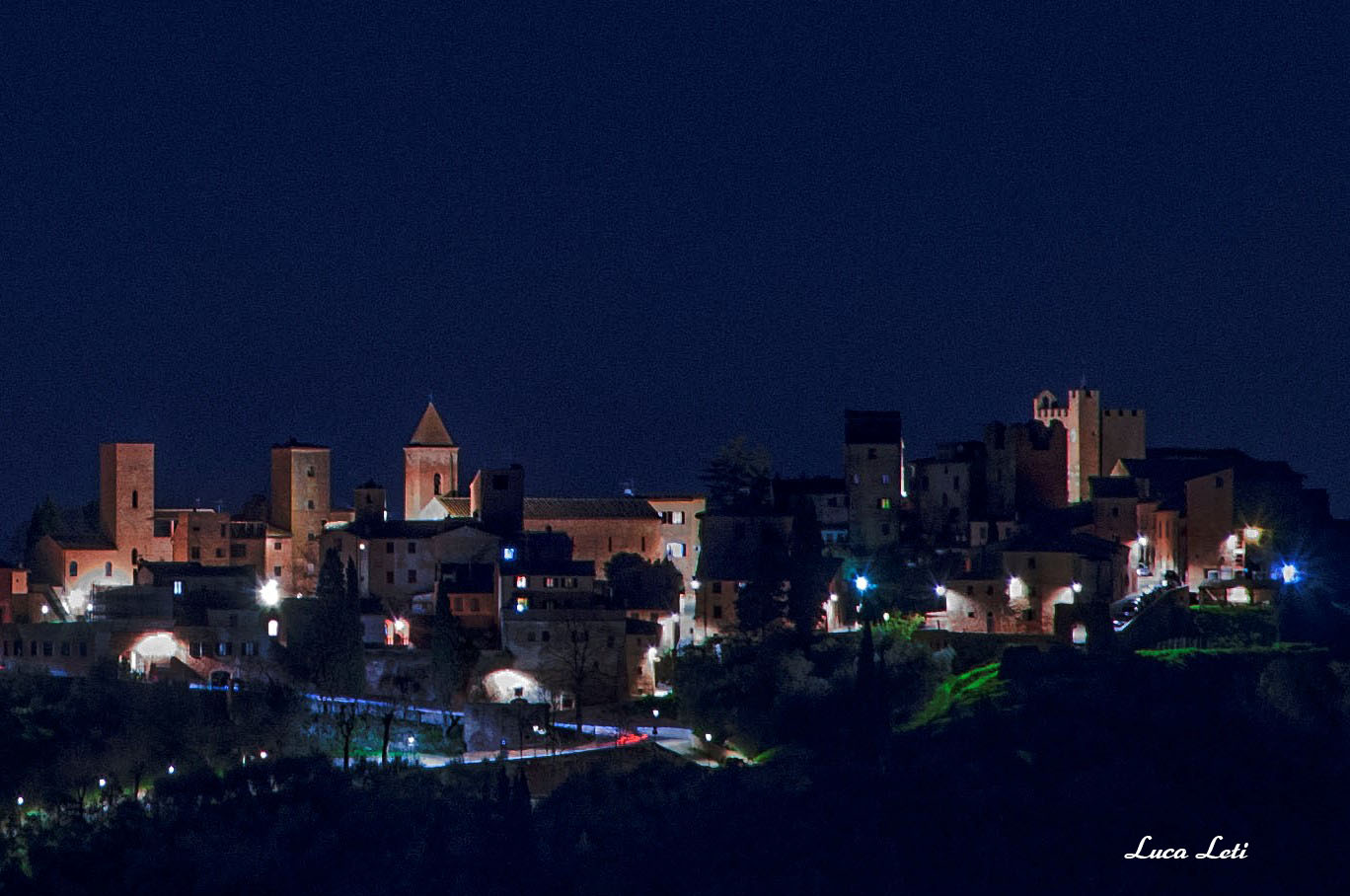 Certaldo Alto at night