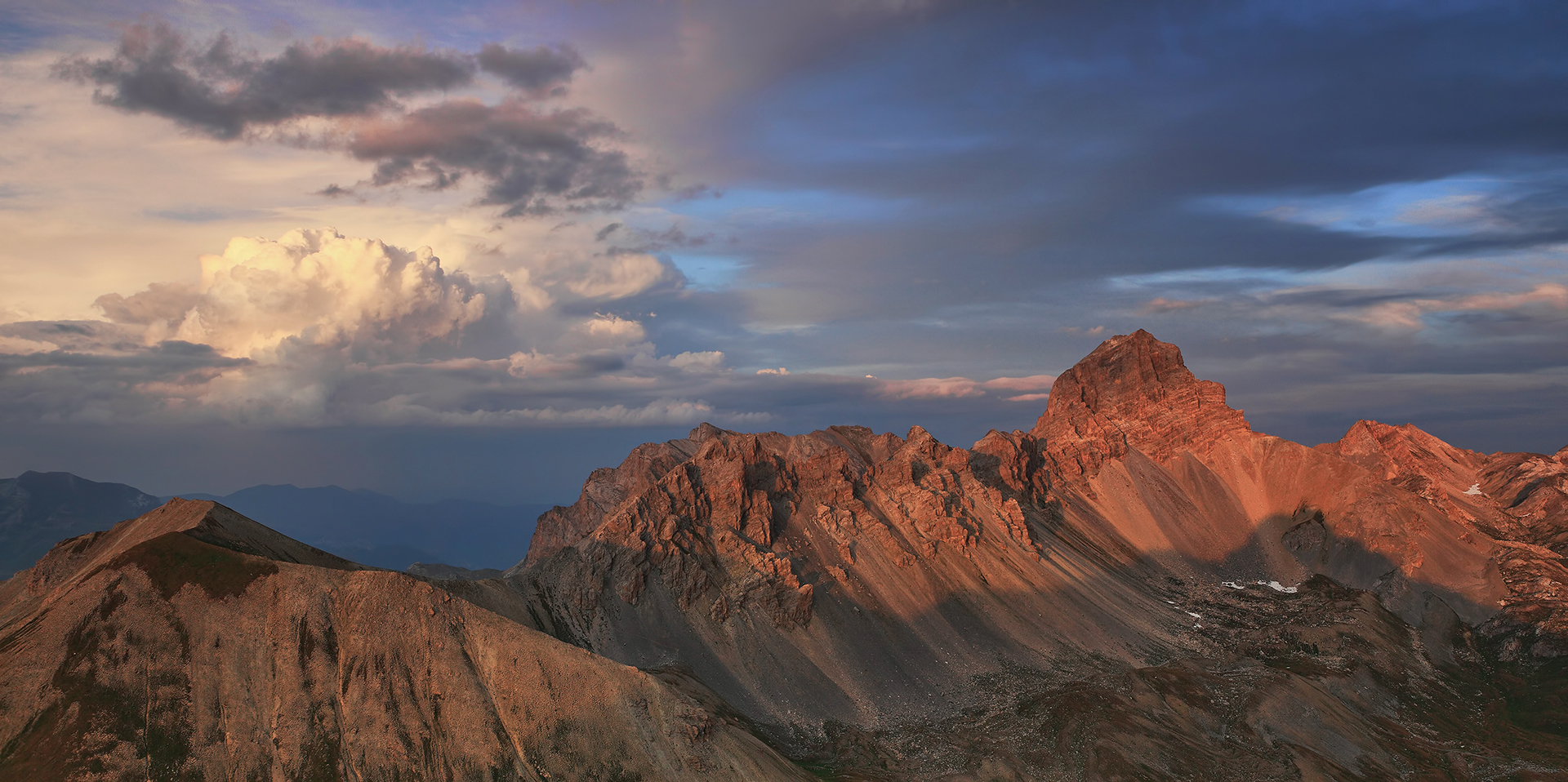 Oronaye last light