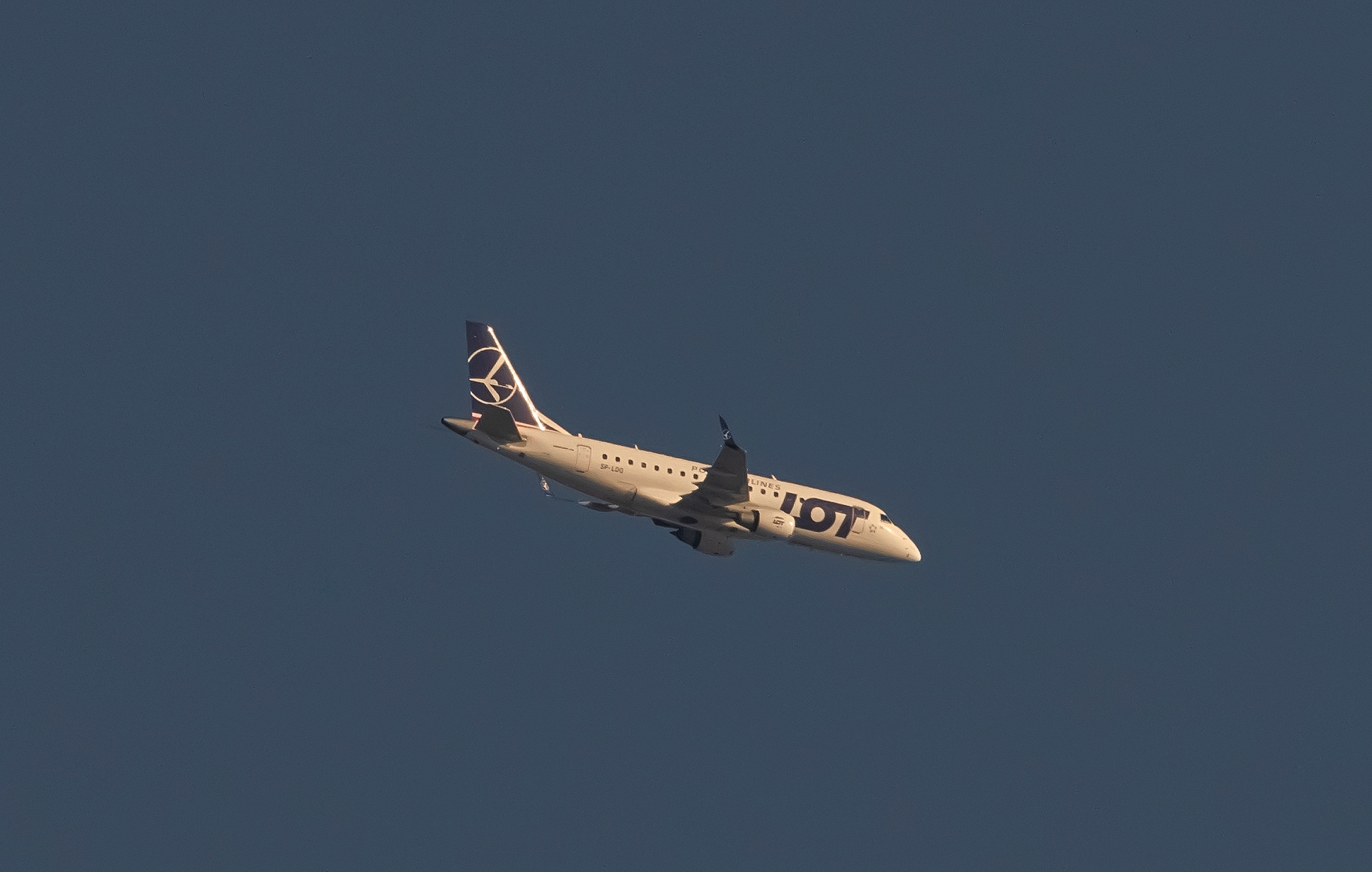 Aereo di linea Polish Airlines sp-ldg 14/04/2021