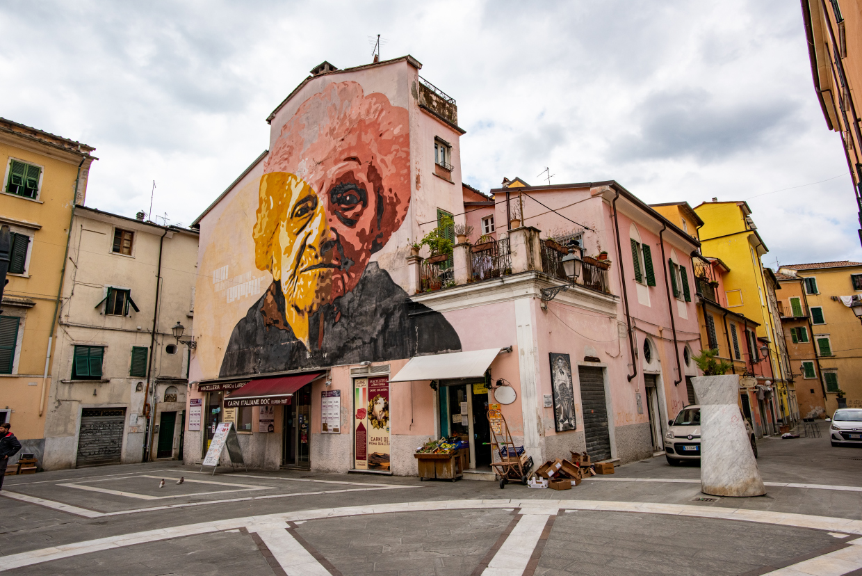Carrara Piazza delle Erbe