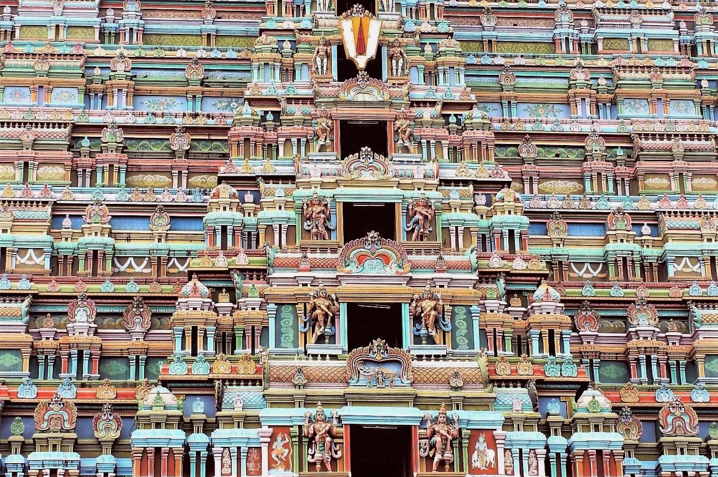 Melius abundare quam deficere