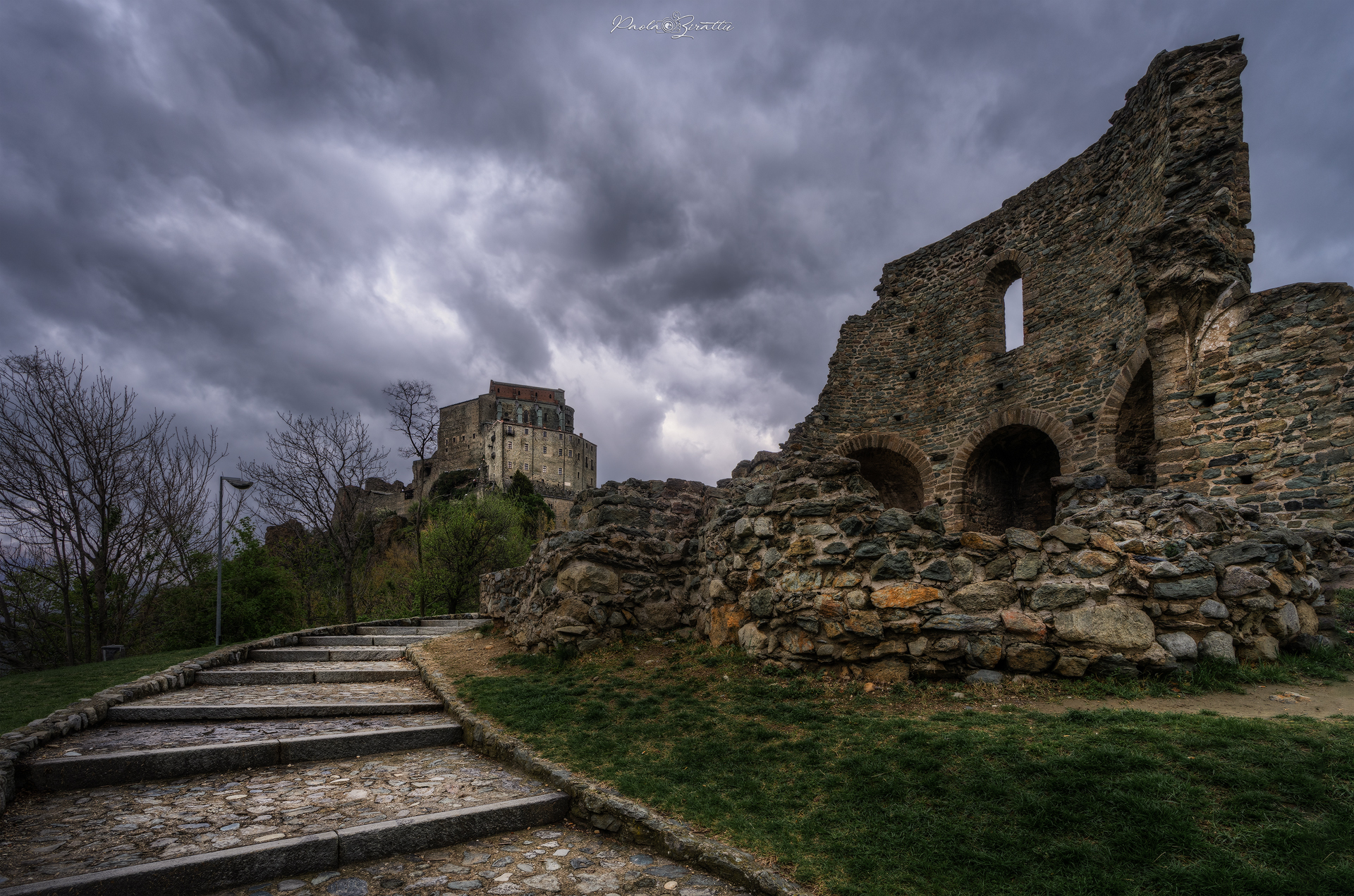 Entrata alla Sacra di San Michele