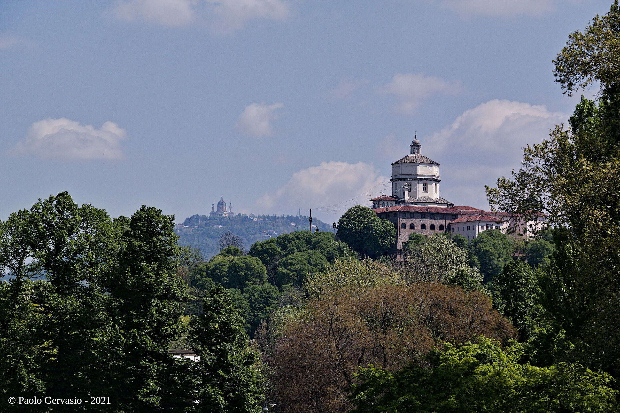 The Turin hill and its symbols 3