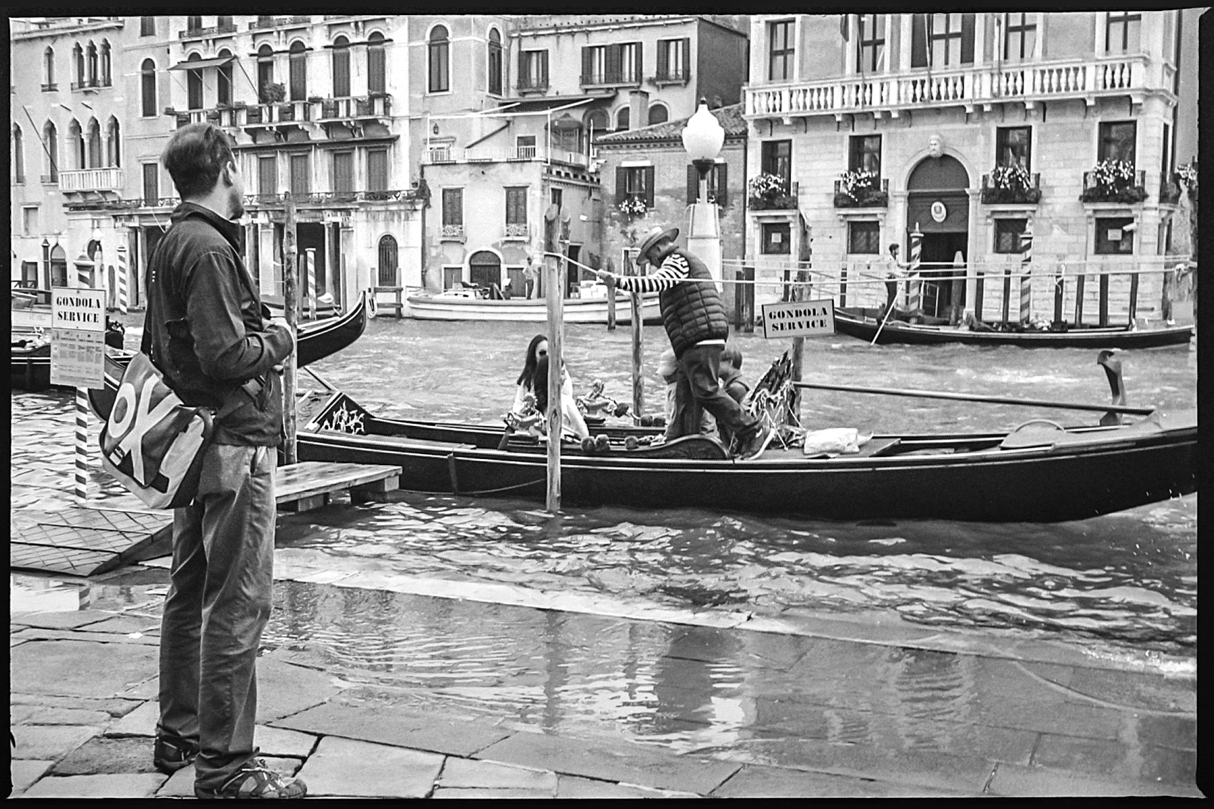 Gondola service, Venice