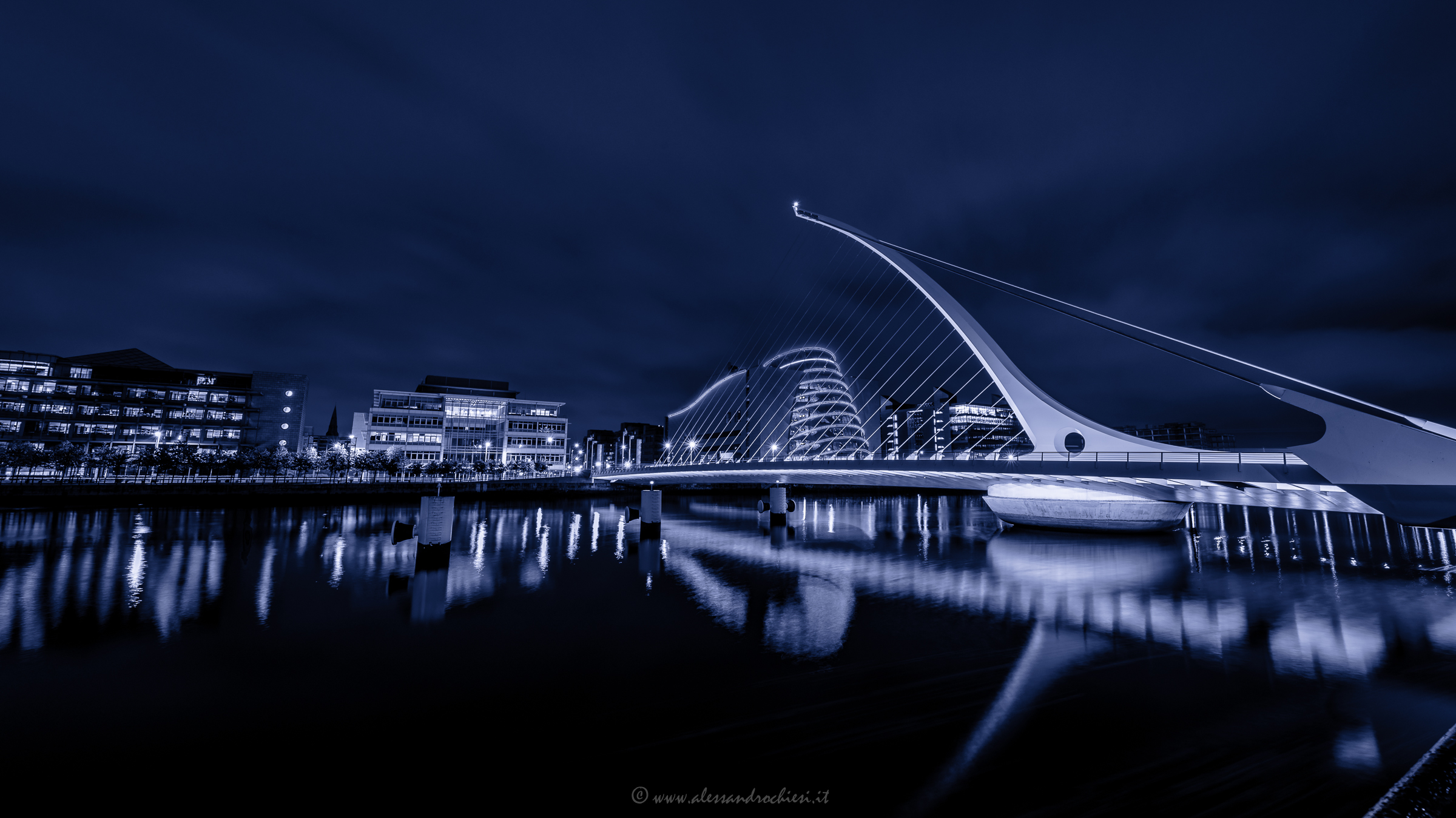 Samuel Beckett Bridge DUBLIN ... this ???