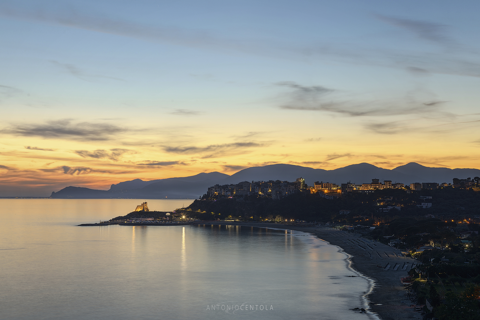 Sperlonga in ora blu