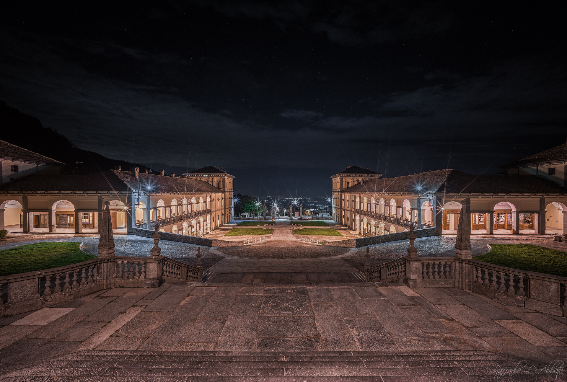 Santuario di Oropa sotto il cielo stellato