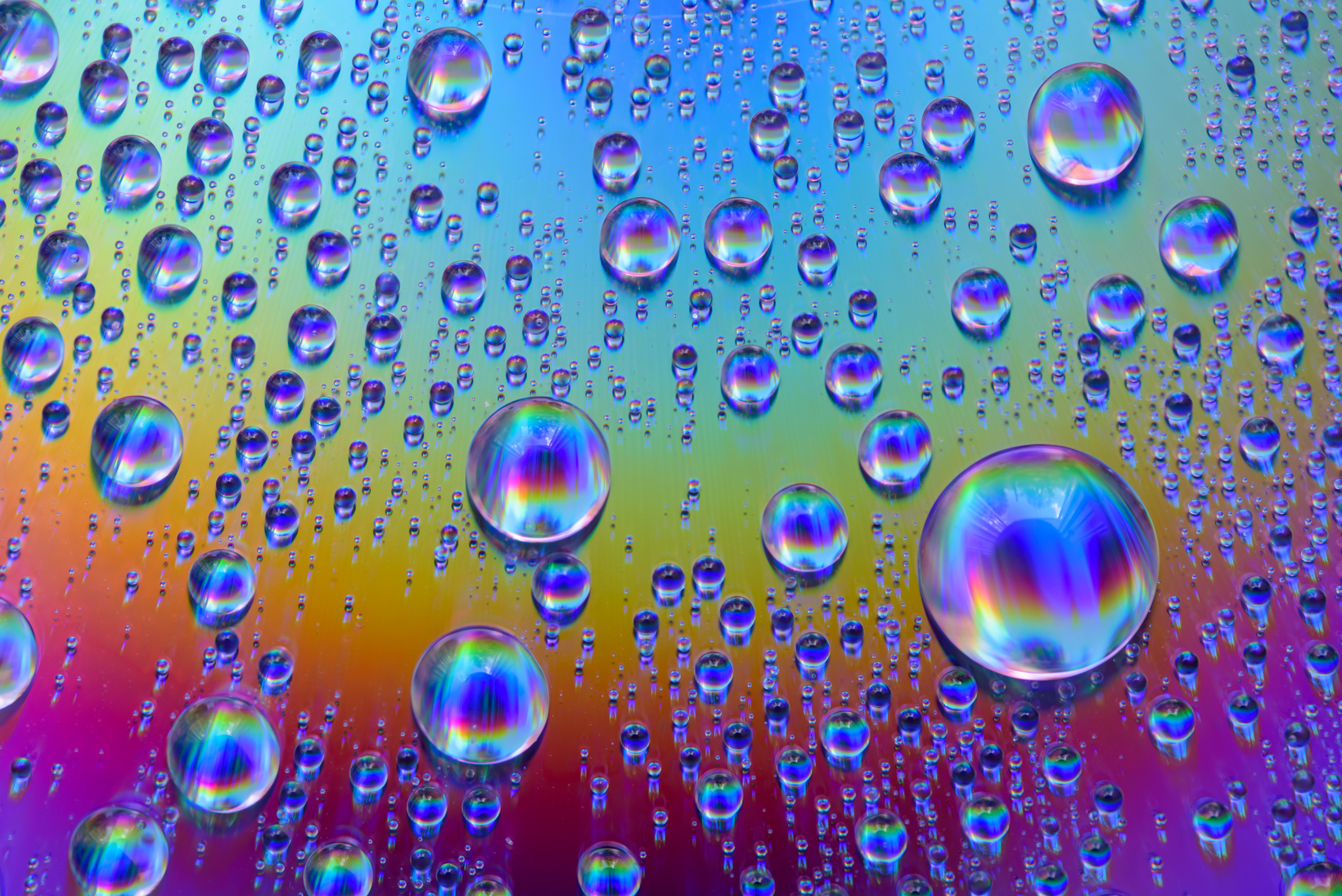 Gocce sul lato di un CD