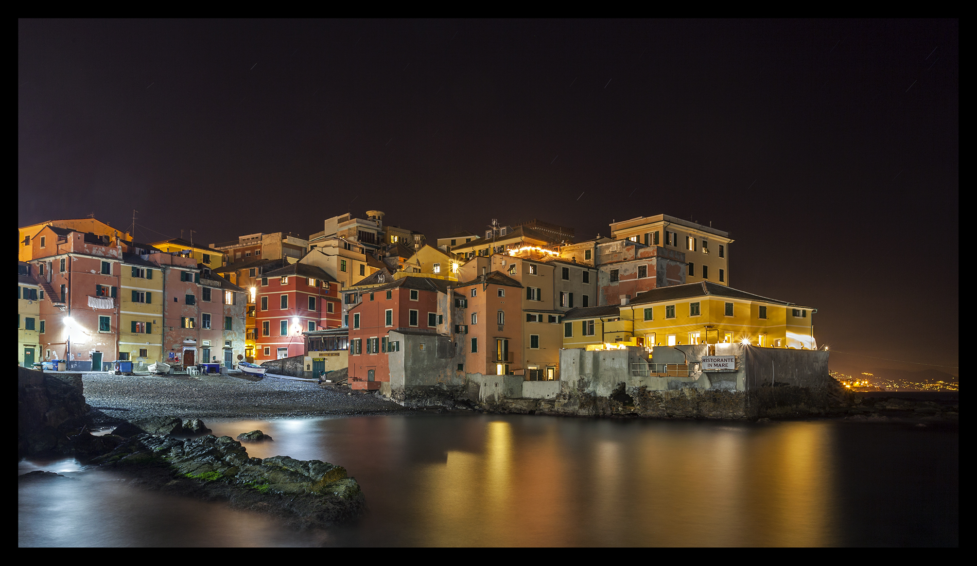 Boccadasse by night