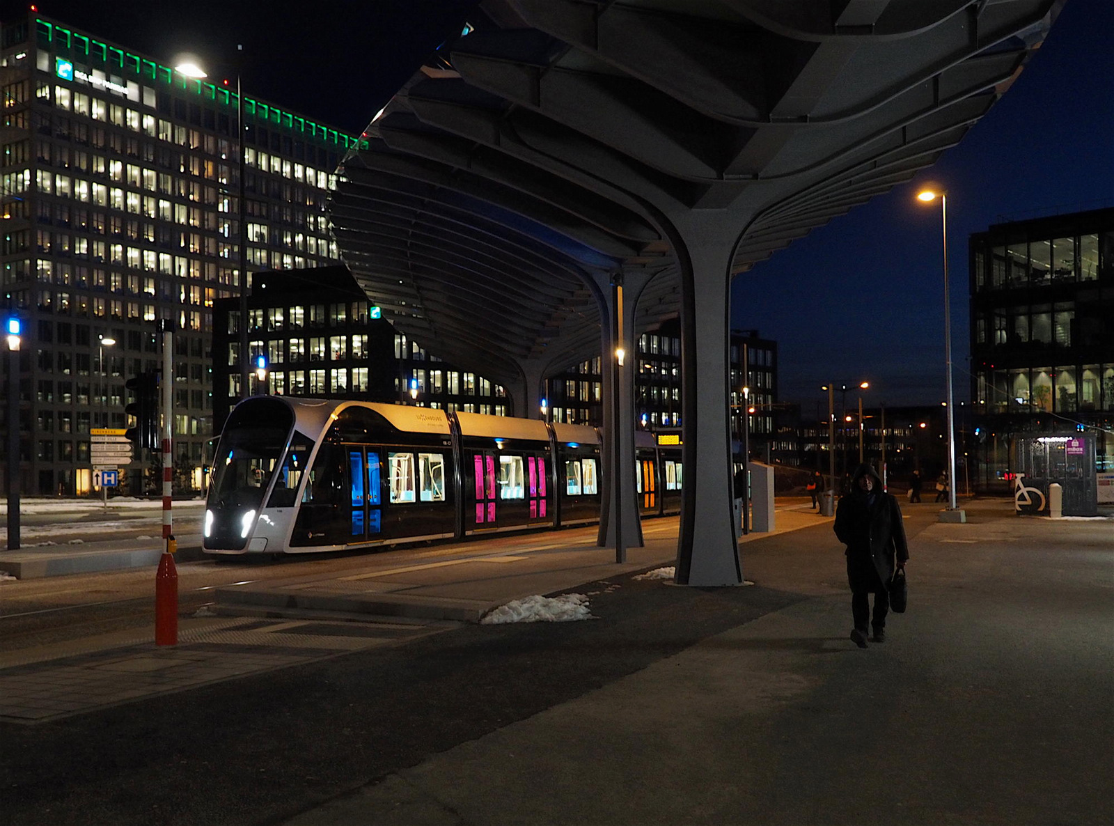 the man coming from the tram