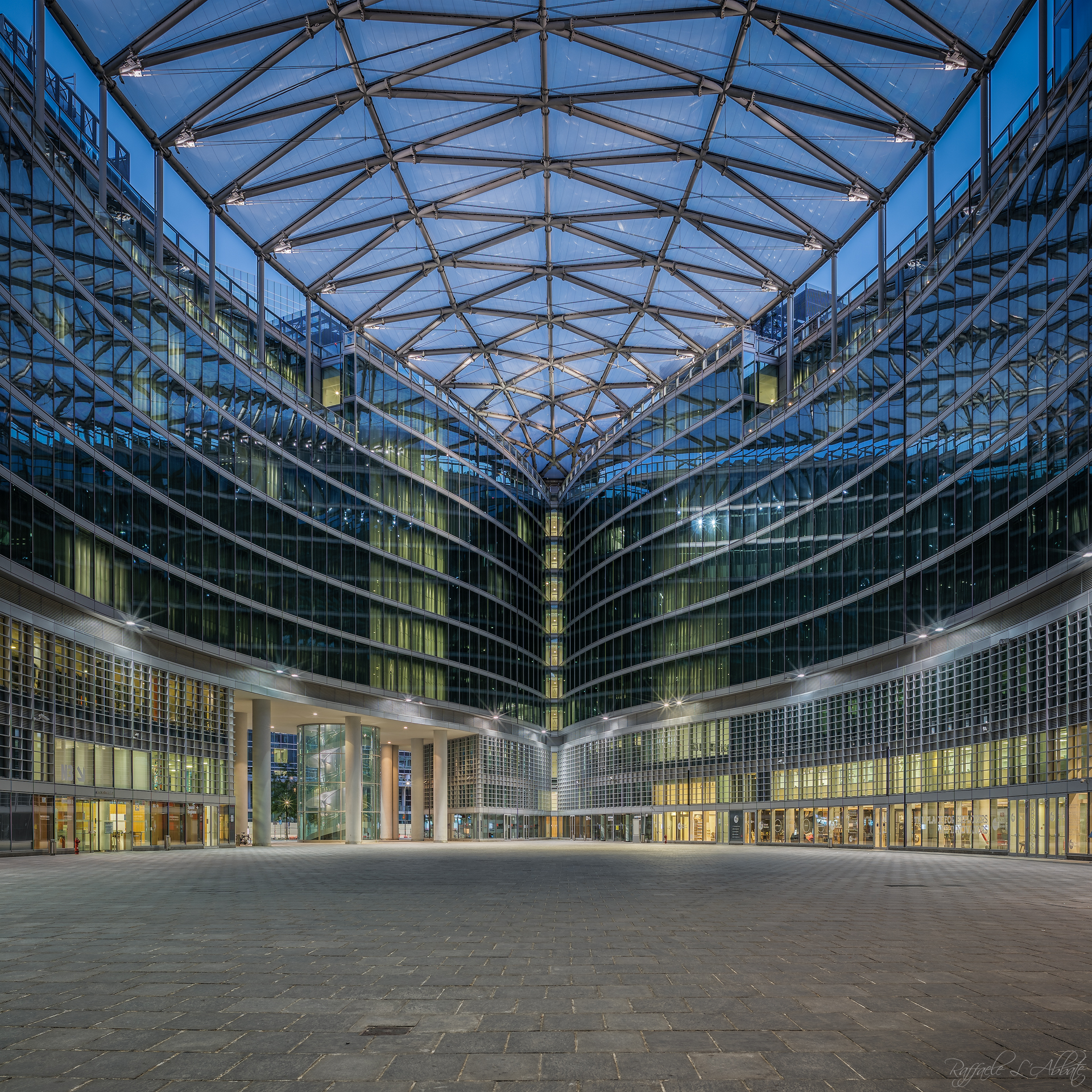 Piazza Citta Lombardia, Milano