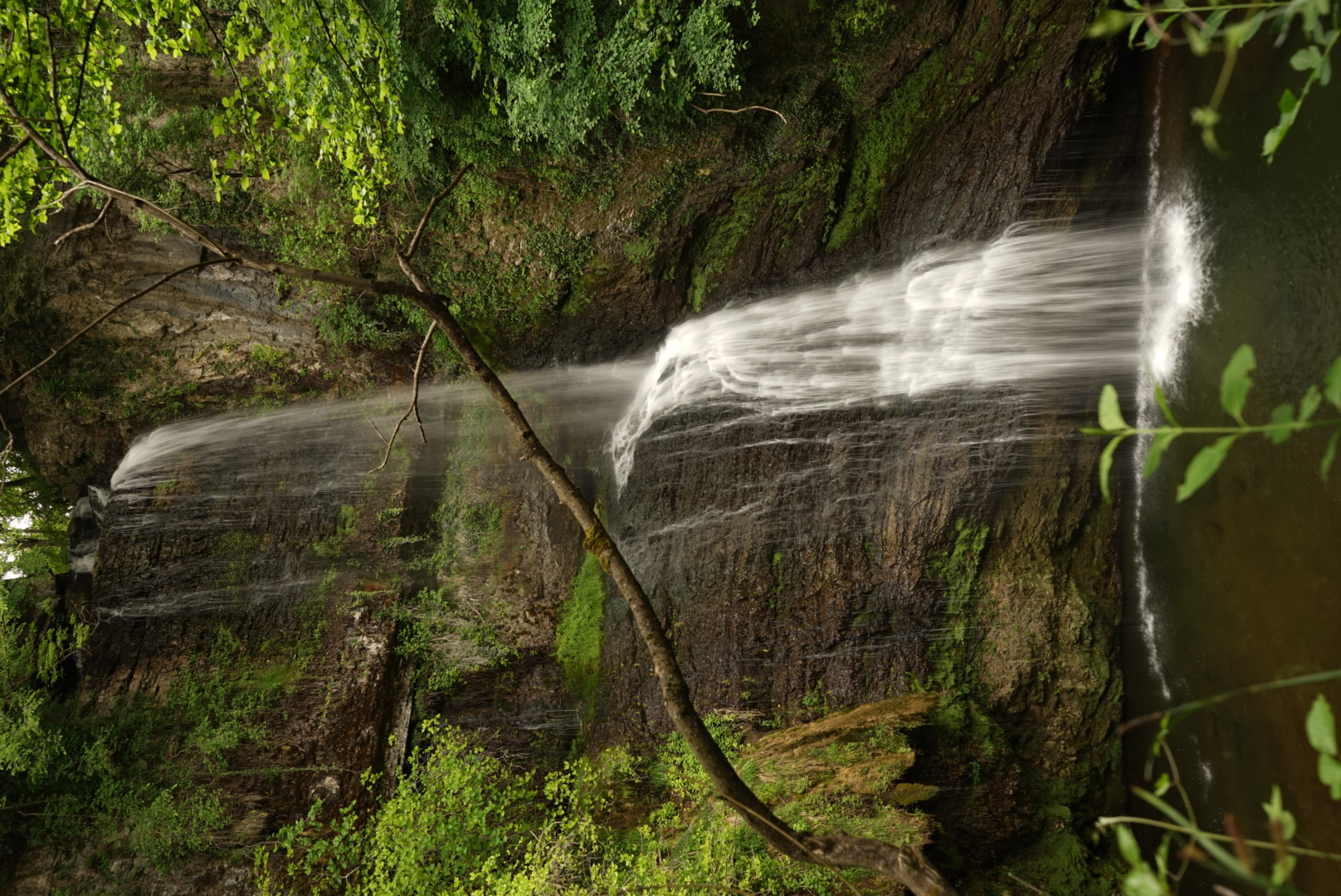 Waterfall, Waterfall