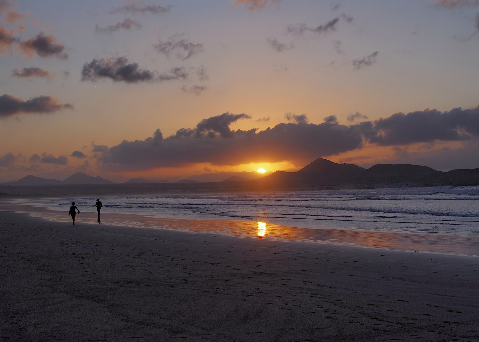 tramonto sulla spiaggia di Famara