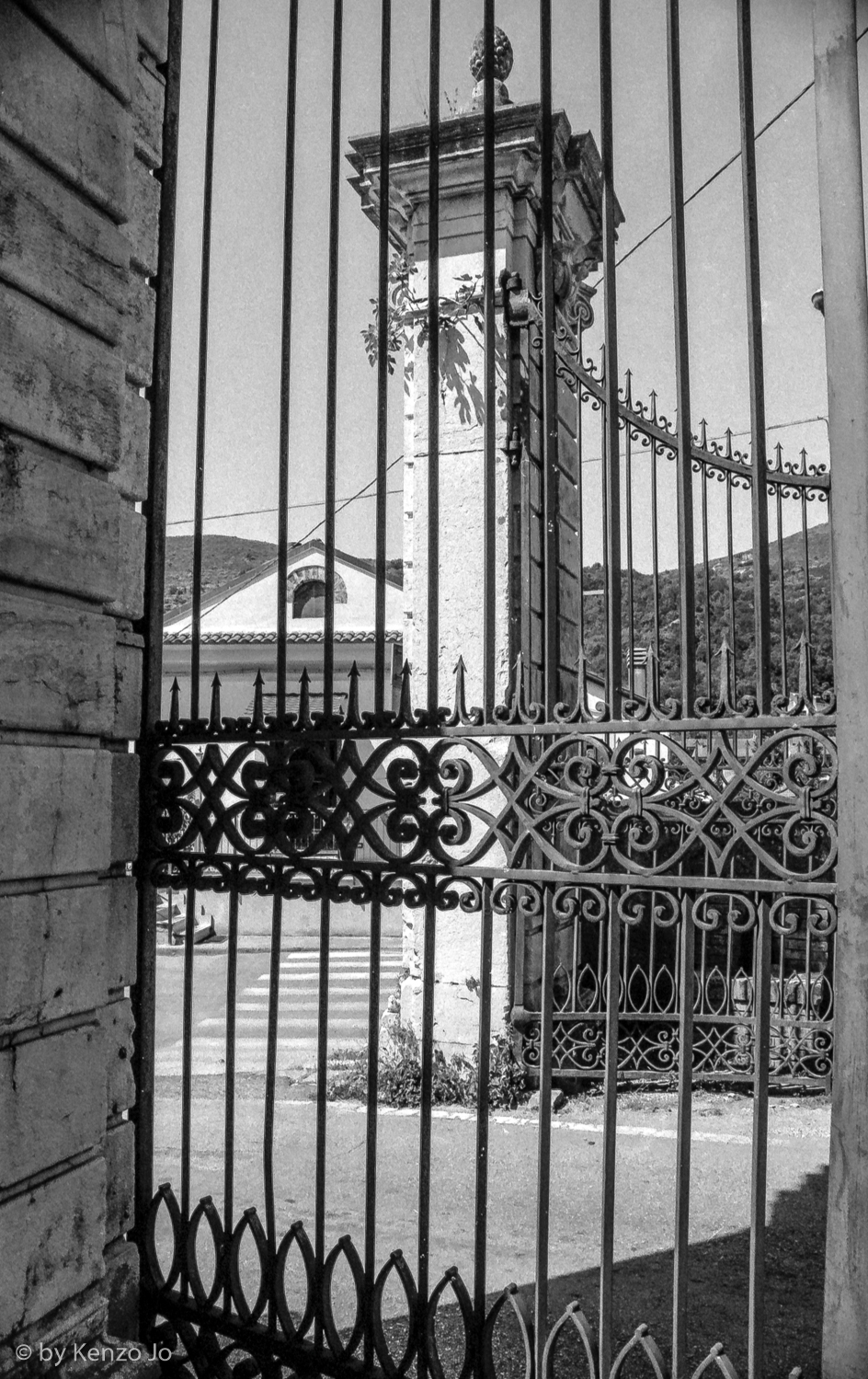 Knockin' On Heaven's Door