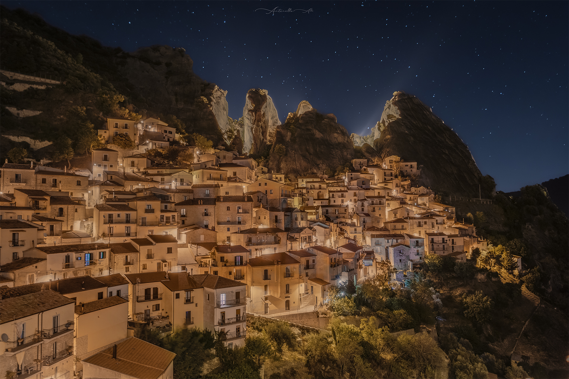 Castelmezzano in nottruna