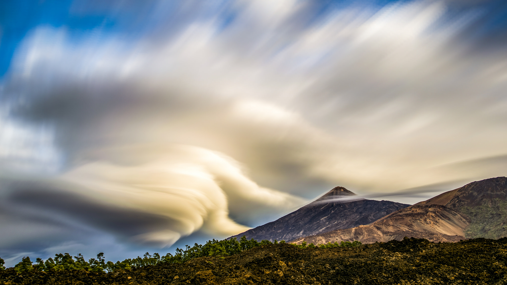nubi lenticolari su Teide