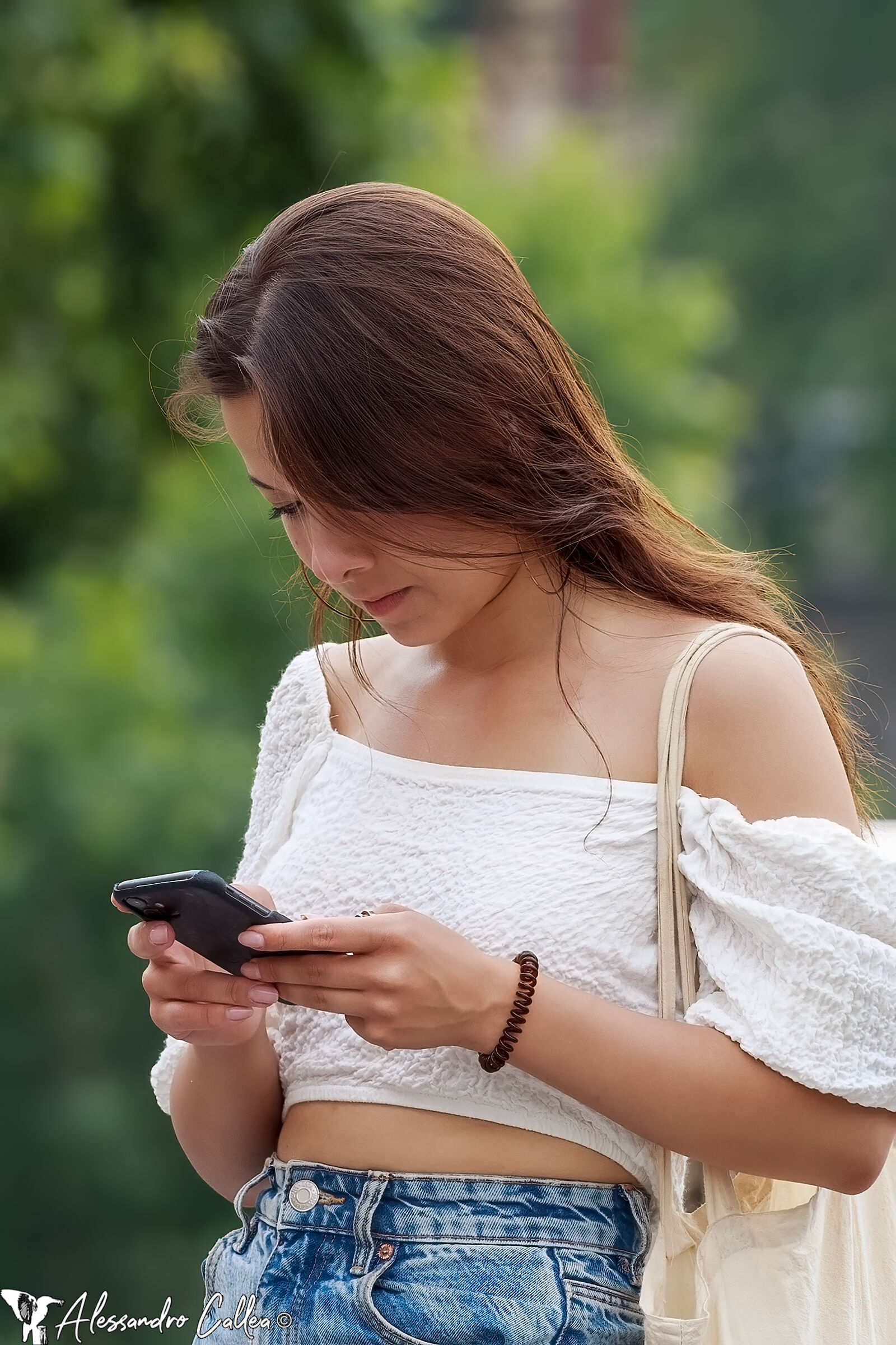 Rapita dallo smartphone