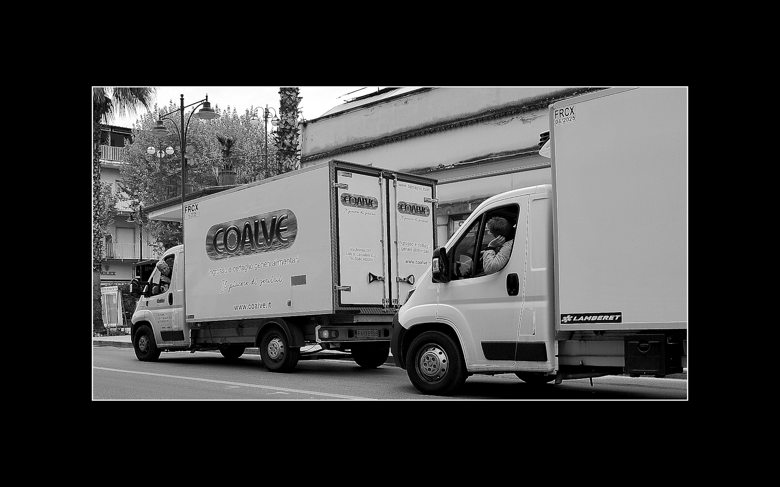 Furgone 1 a Furgone 2 passo...