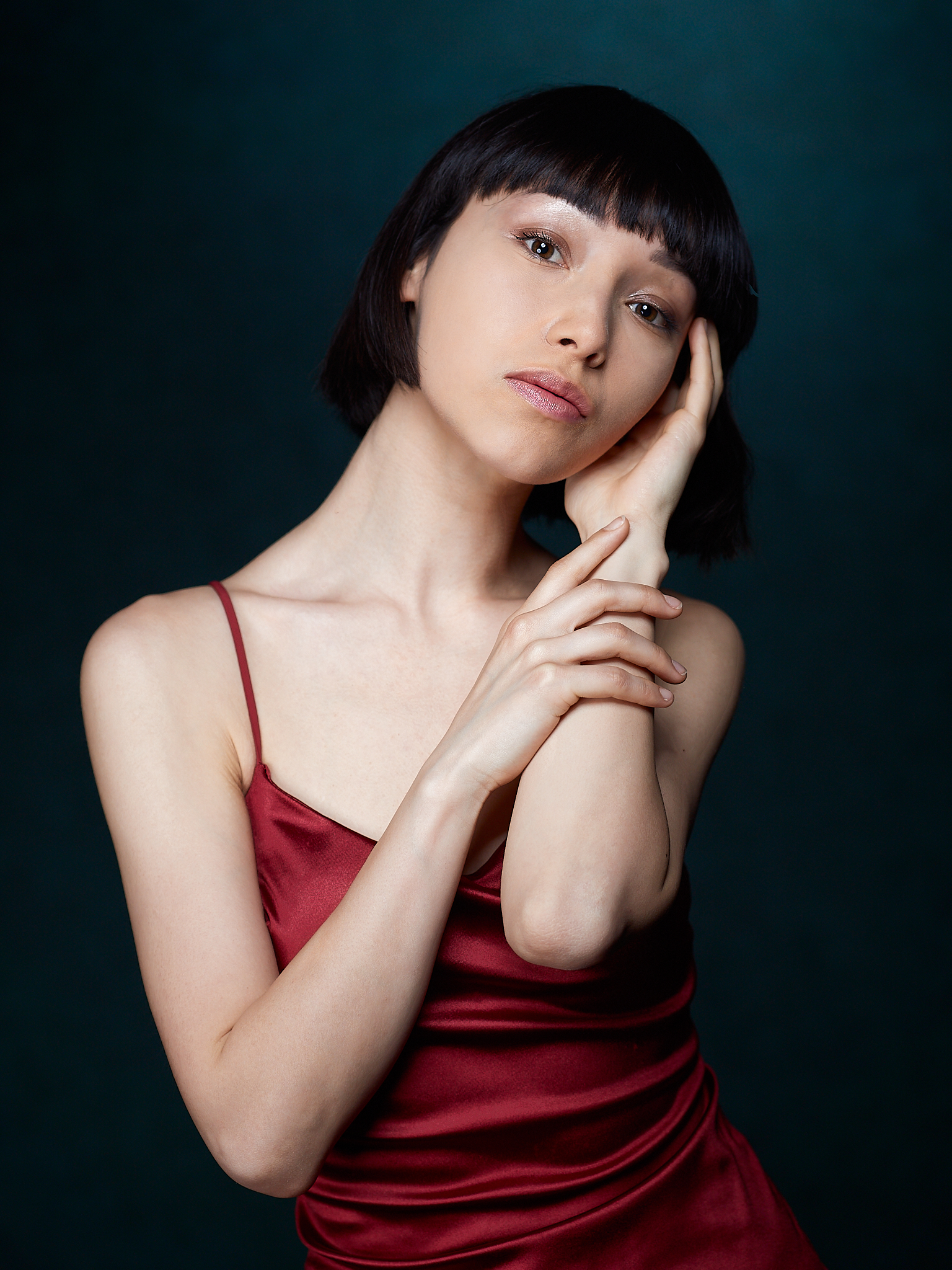 Angela - dreaming in red