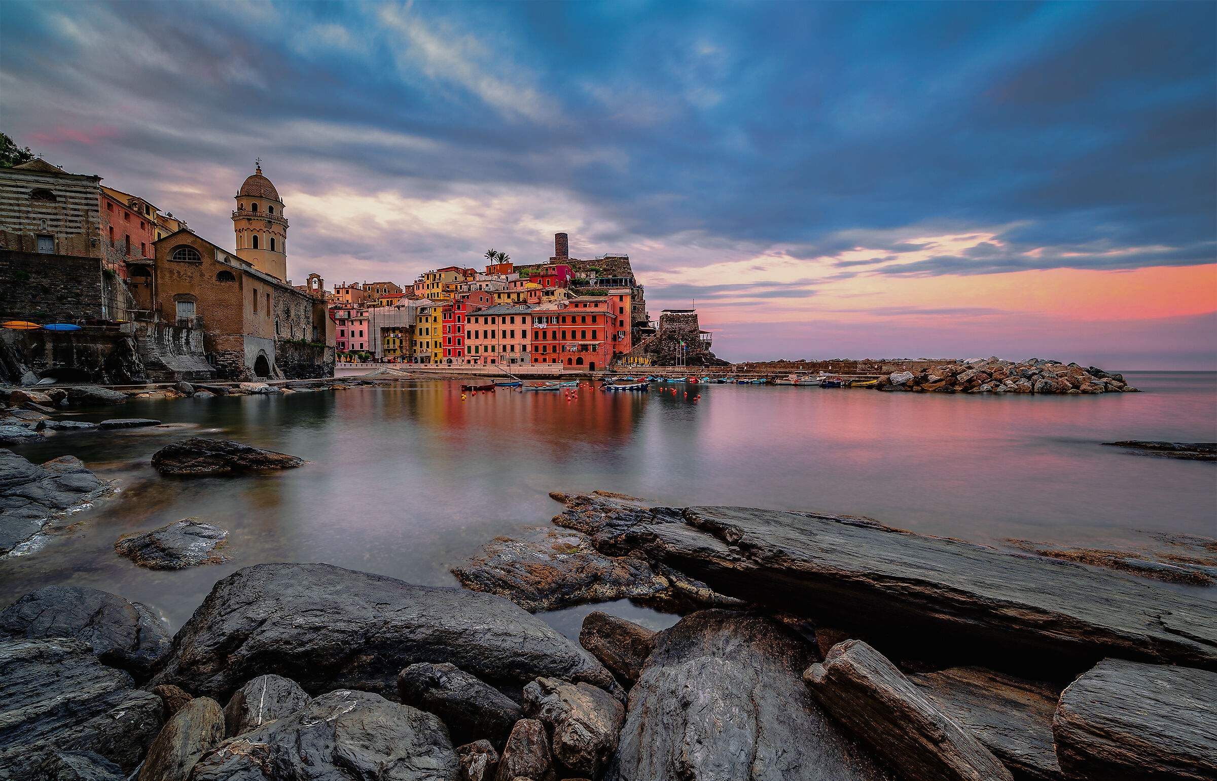 Sunrise in Vernazza