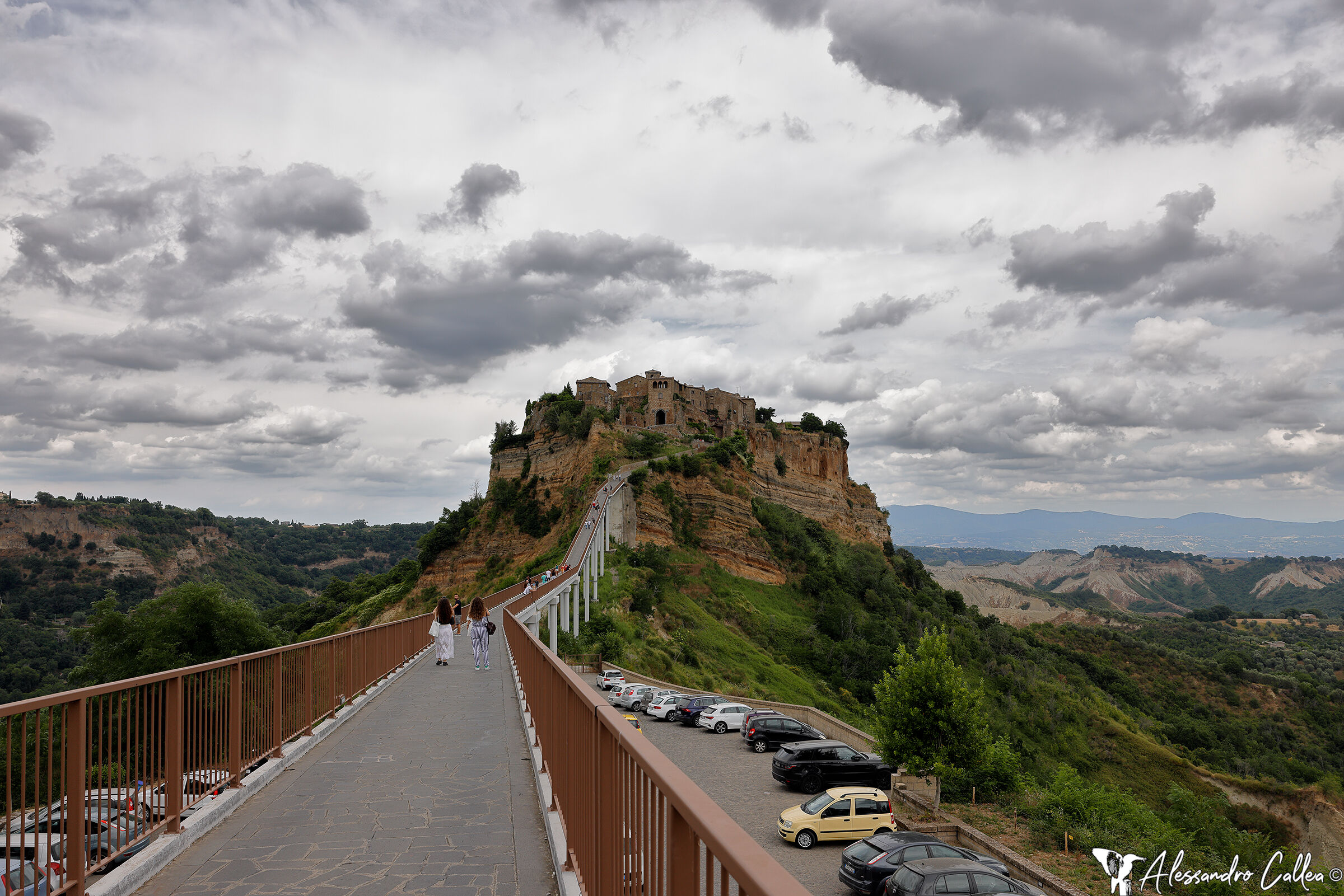 To the city that dies...