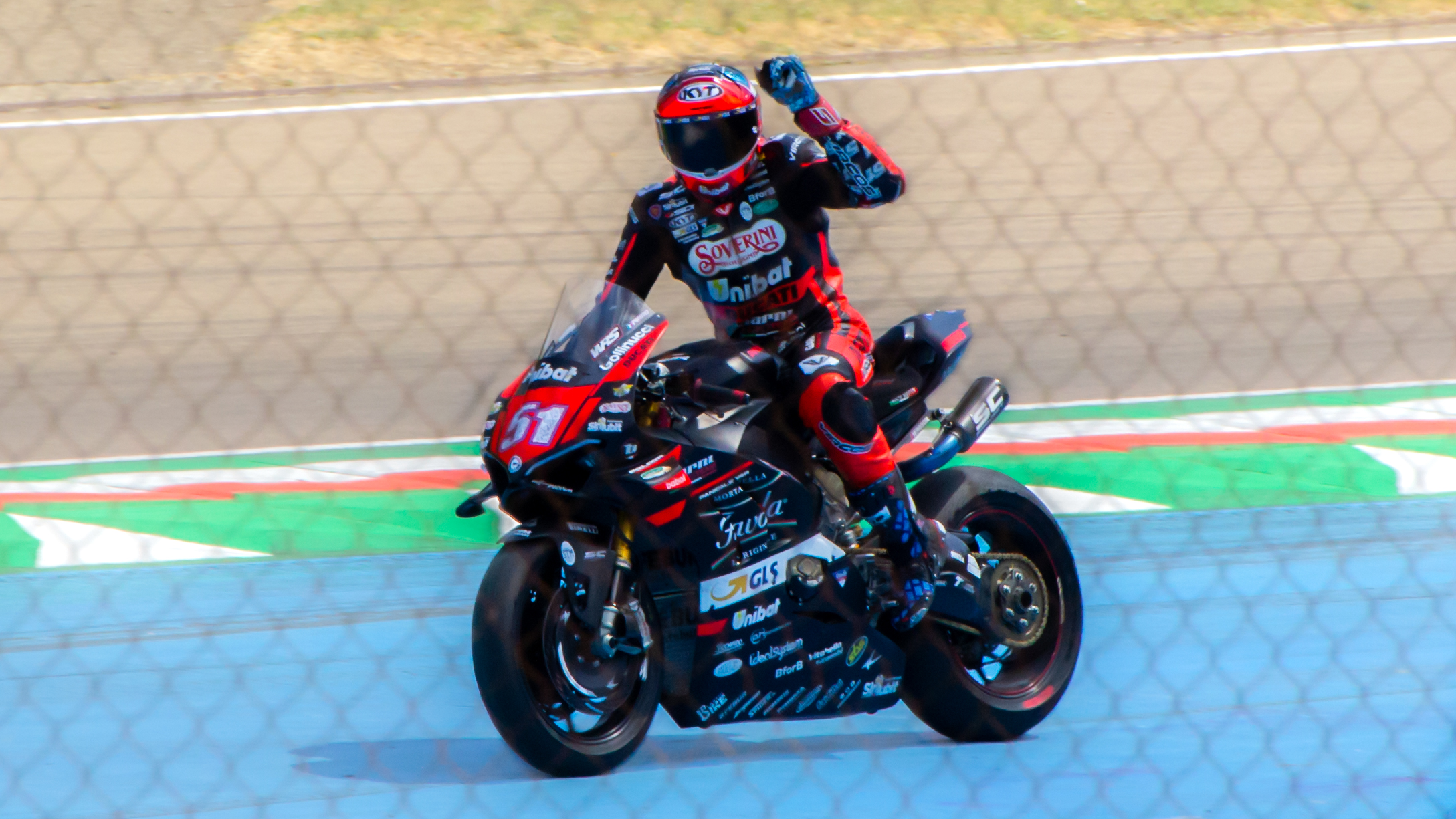 CIV2021 - IMOLA - PYRRHIC EXULTS FOR RACE VICTORY1