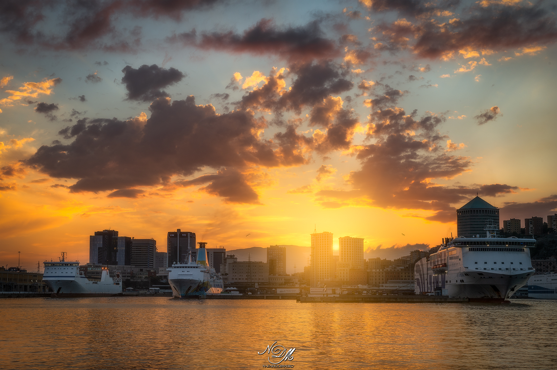 SPECTACULAR SUNSETS ?