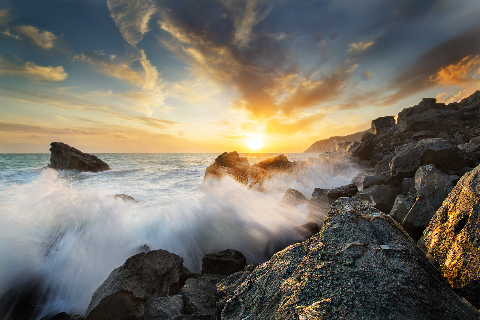 Between the sea and sky