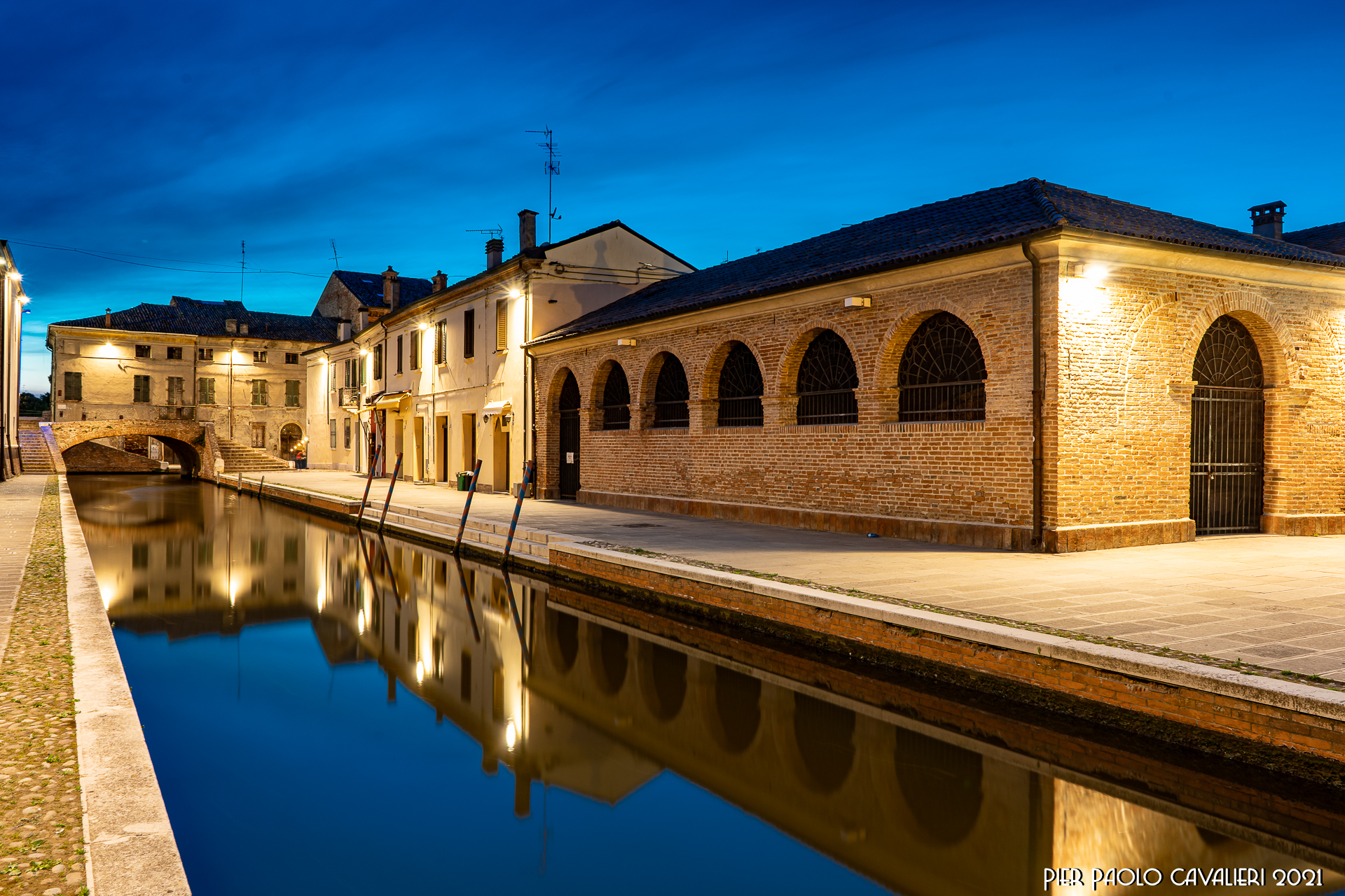 Bridge of the cops & fishmonger