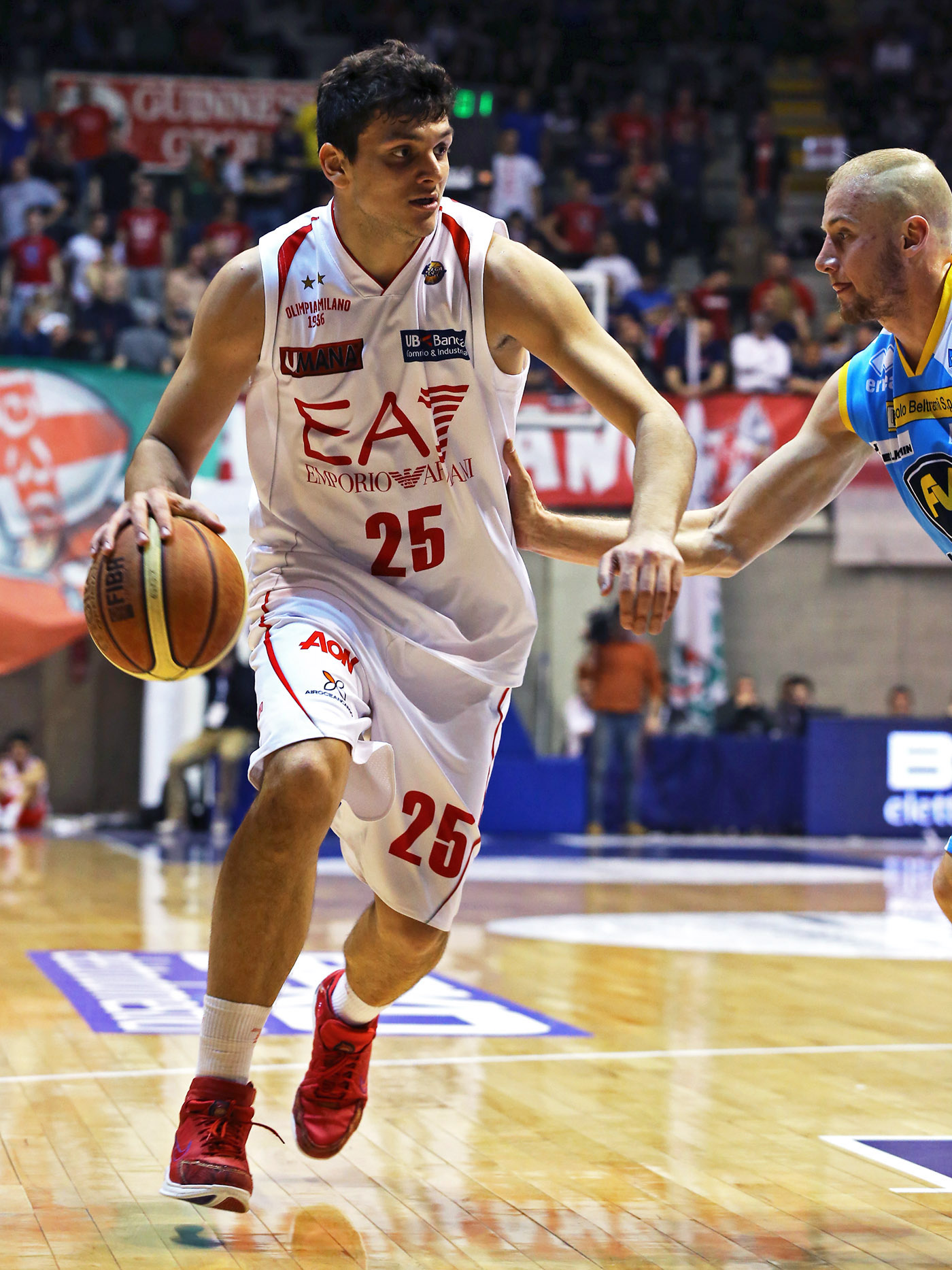 Gentile in palleggio