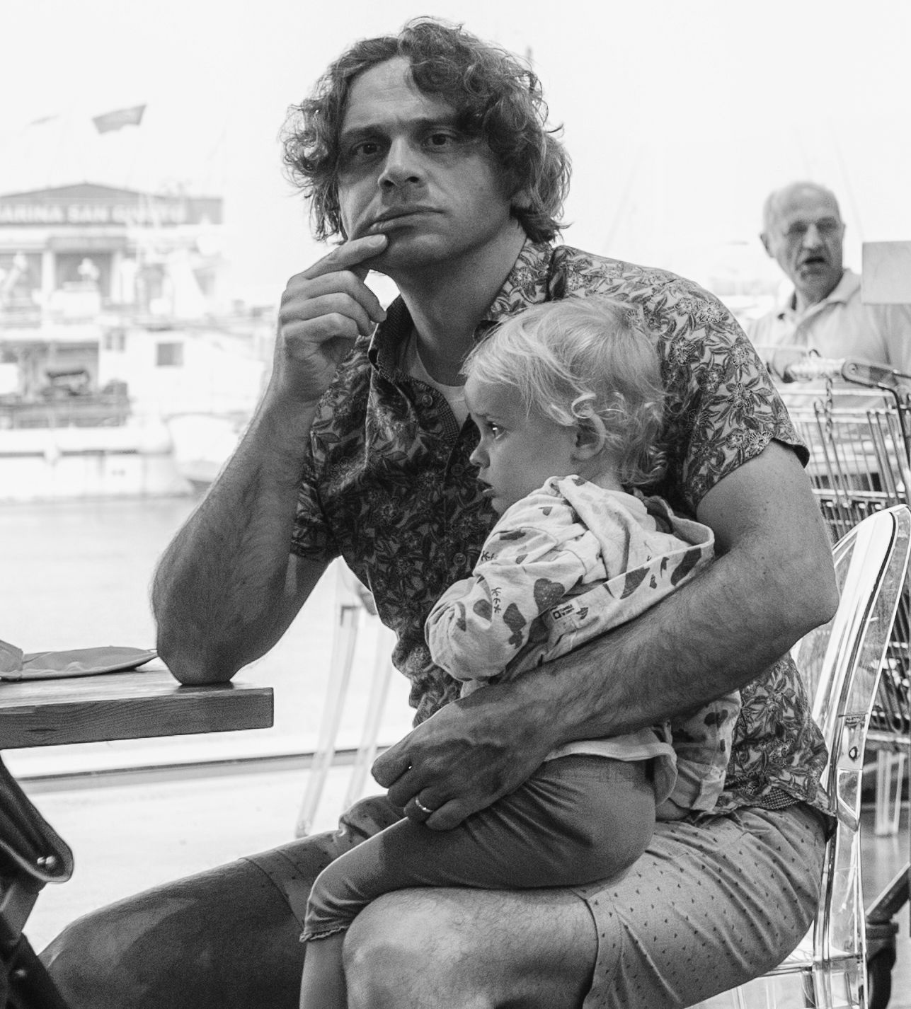 Fatherhood / Paternità