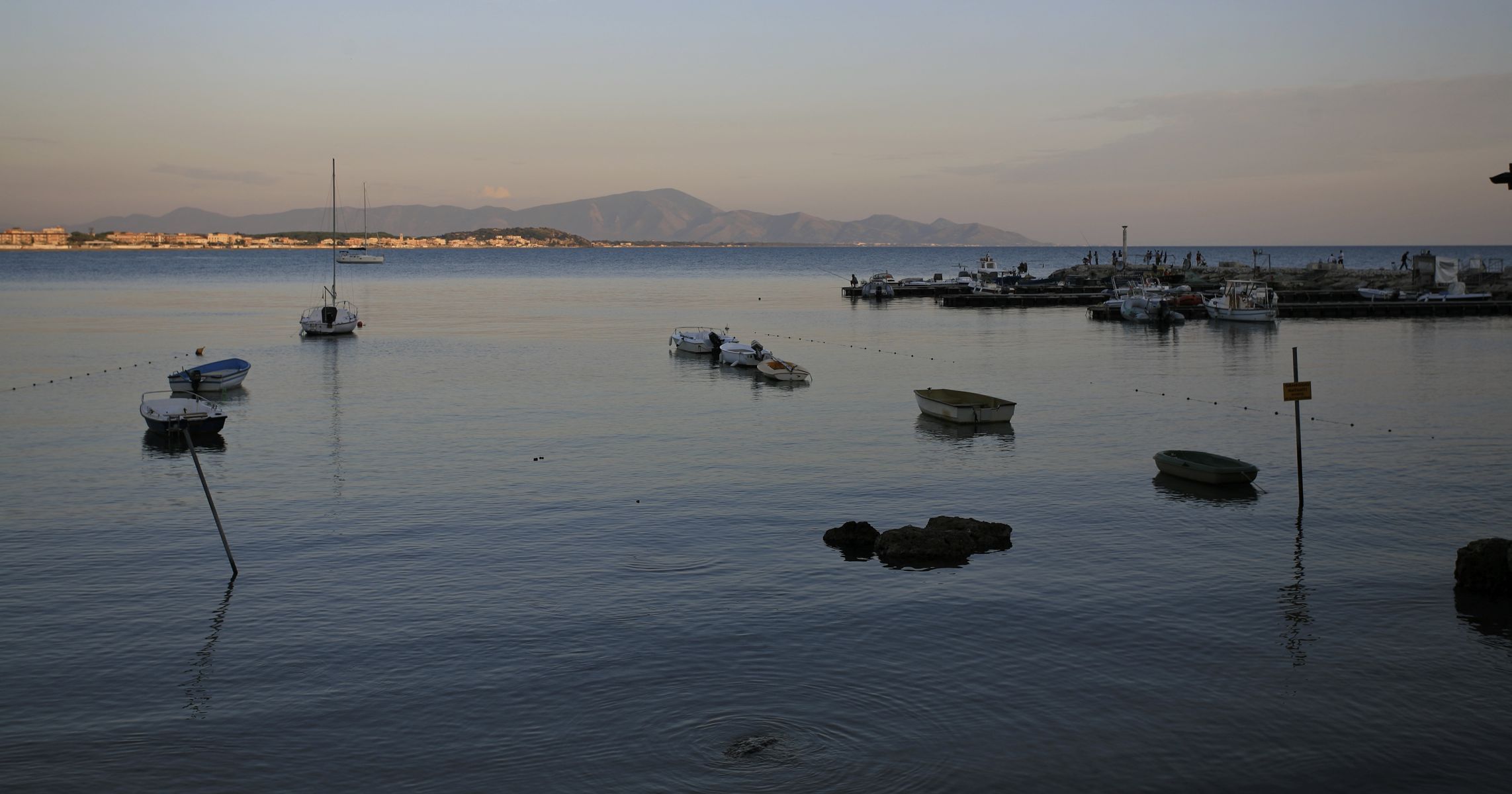 Scauri (lt) Porto Turistico all'imbrunire