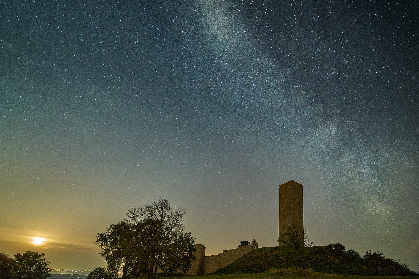il castello tra la luna e le stelle
