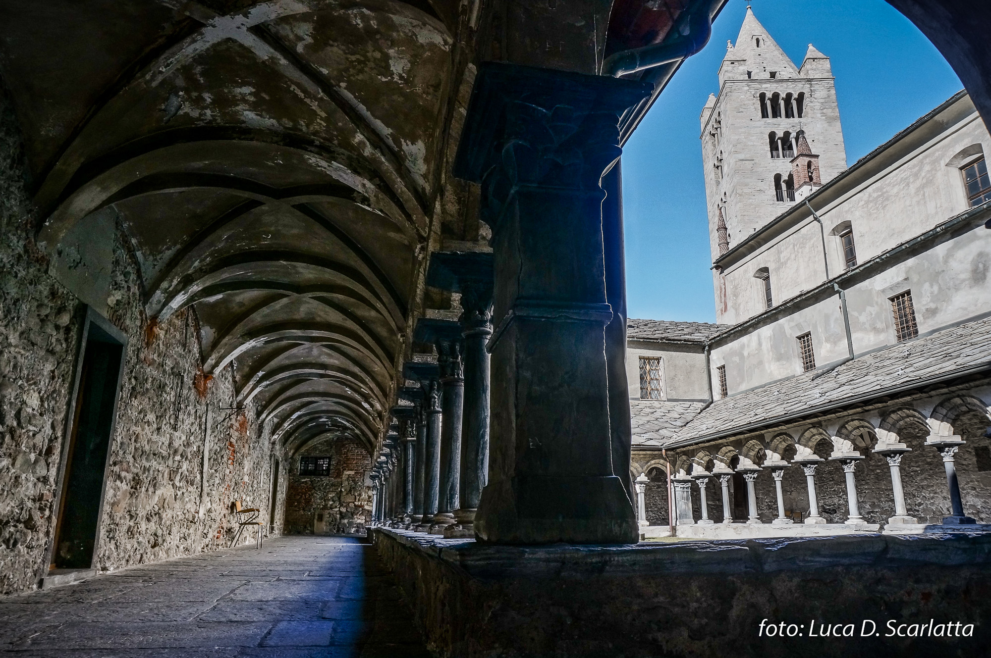 Collegiata di S. Orso in Aosta, il Chiostro
