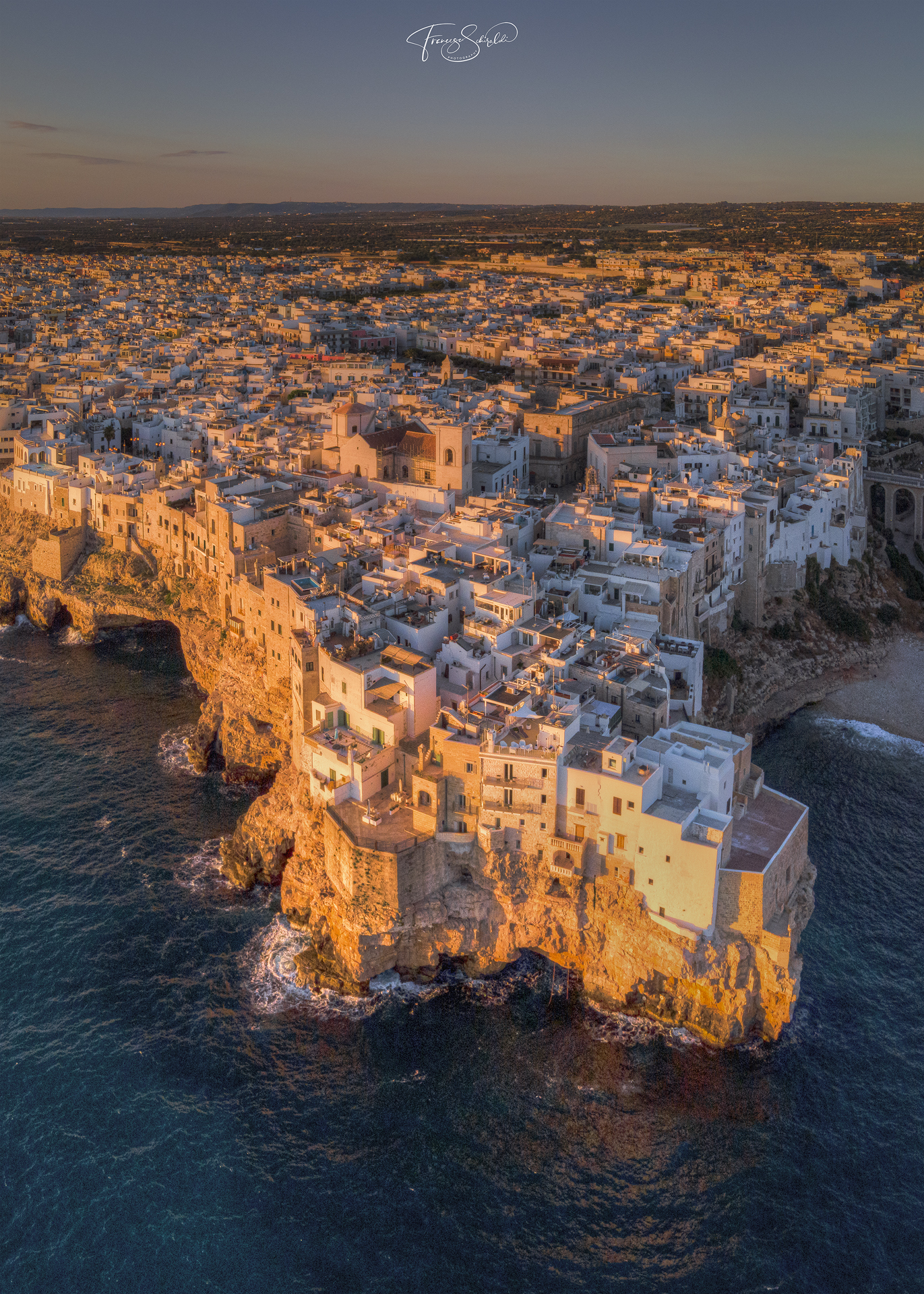 Polignano a Mare all'alba