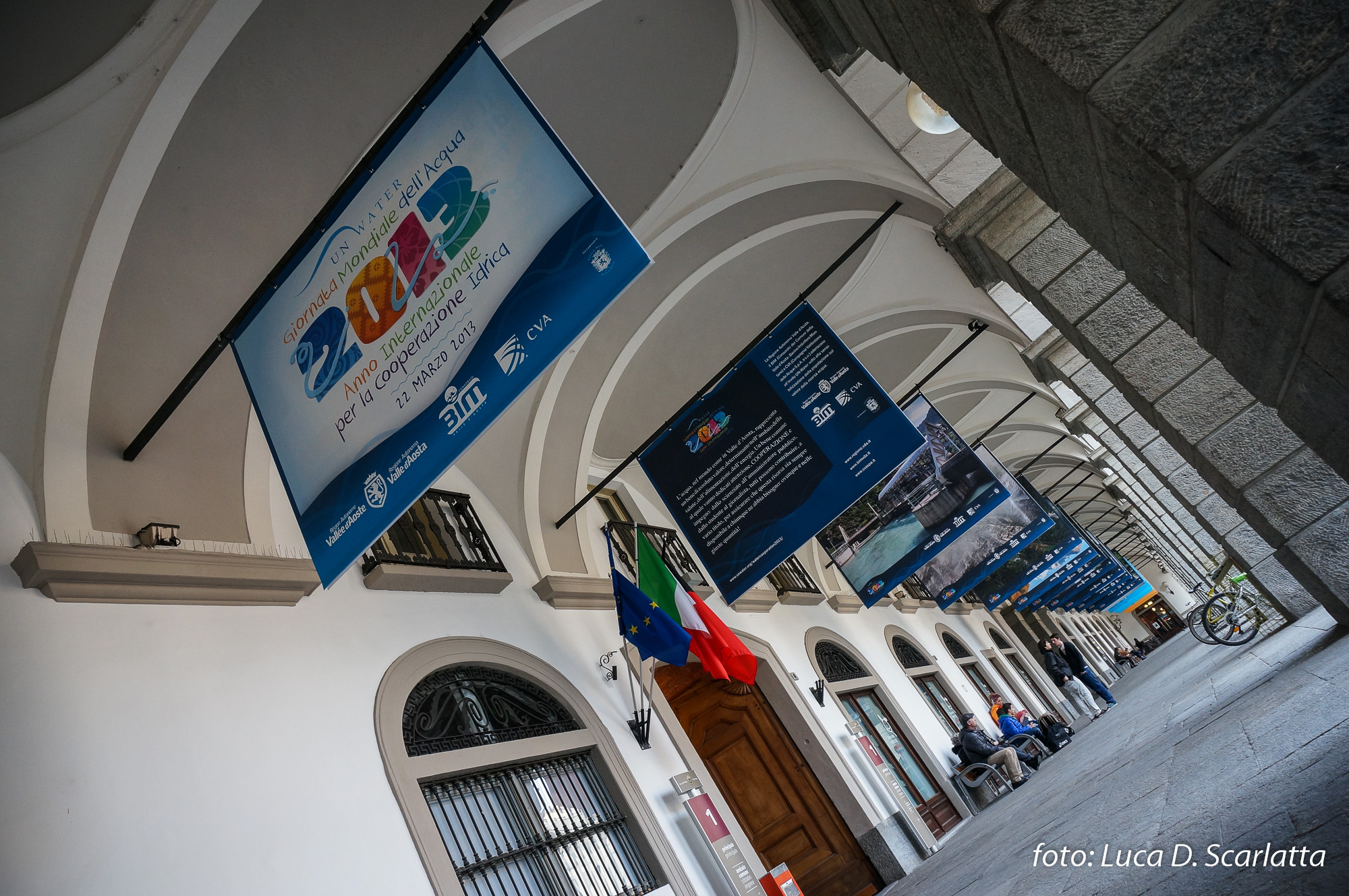 Under the arcades of the town hall