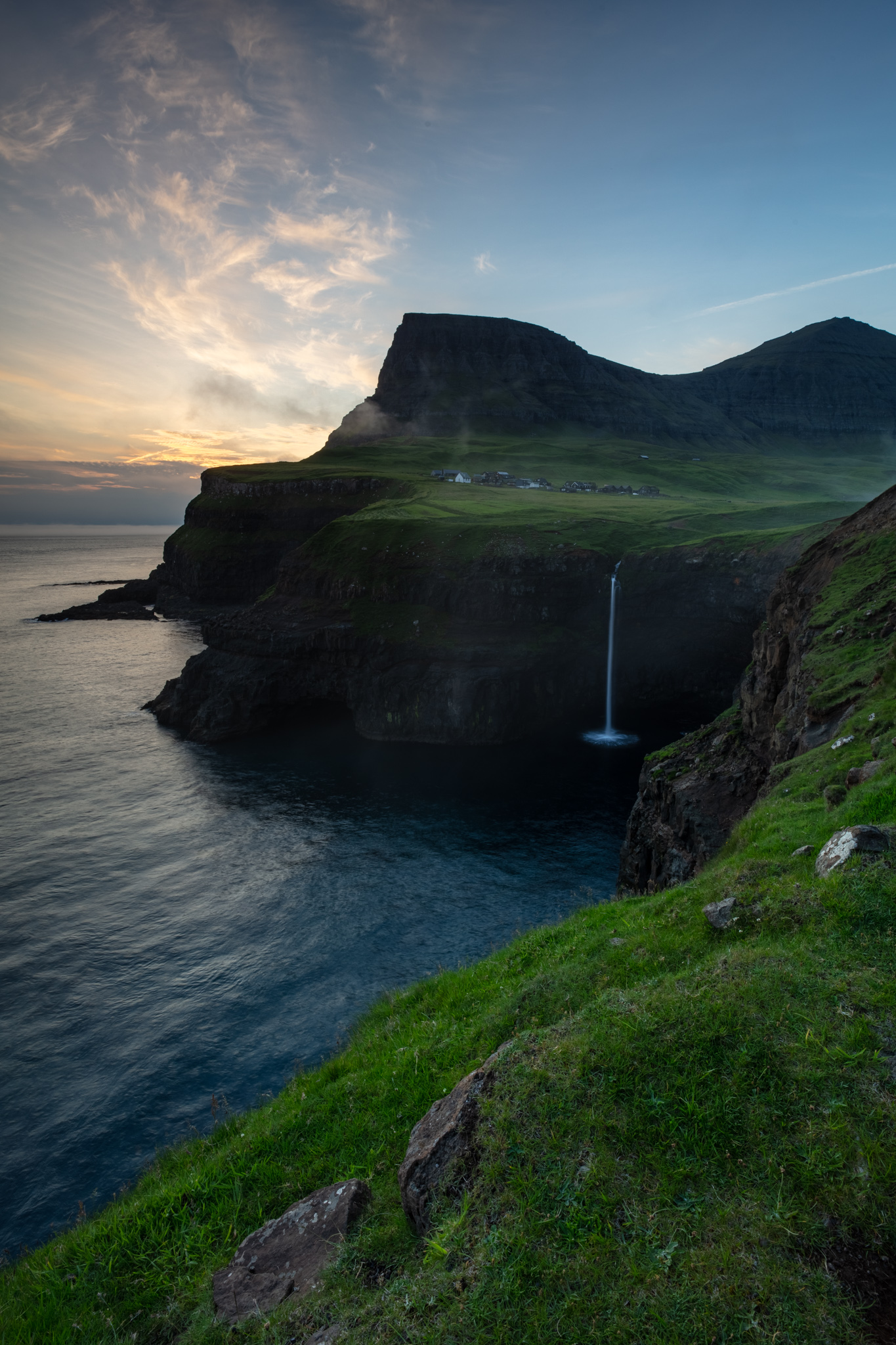 Exploring the FarOe
