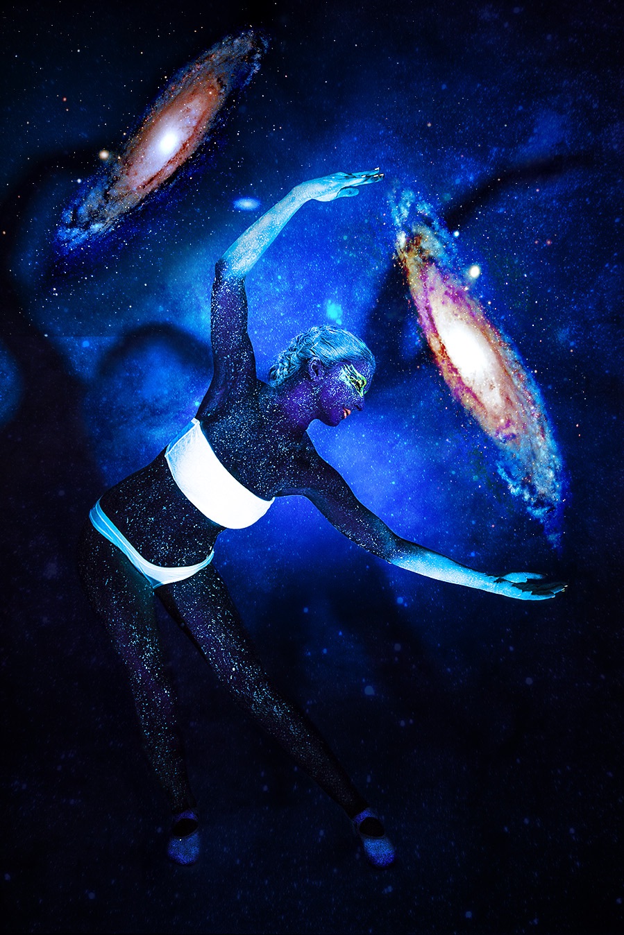 Dancing in the UniVerse
