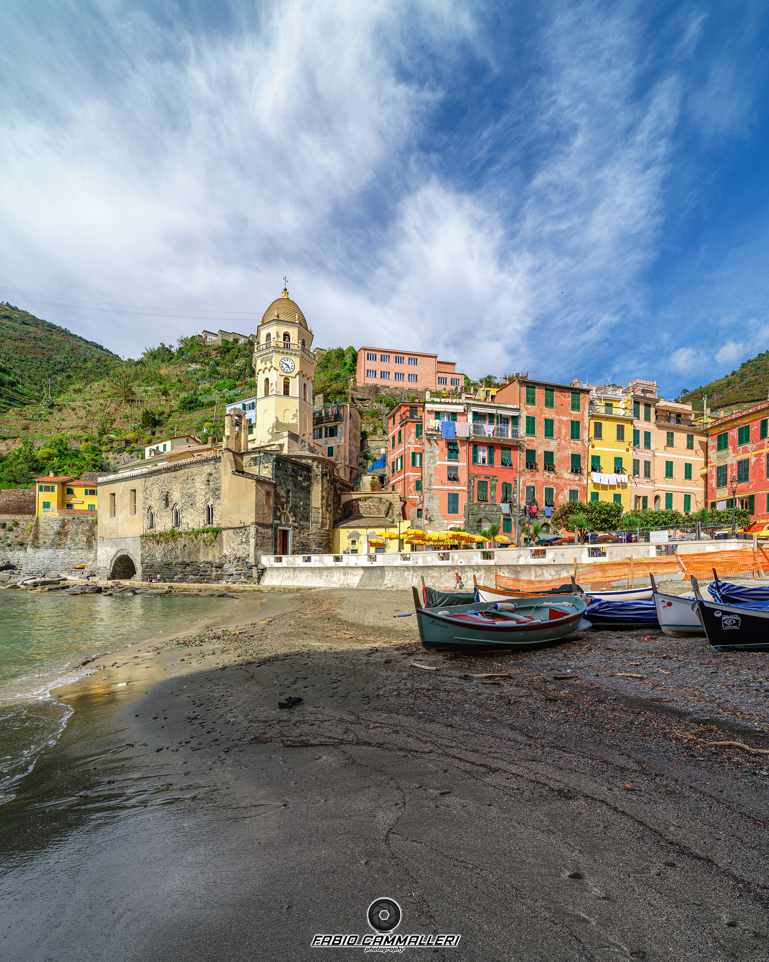 Vernazza Color HDR 3 scatti verticale